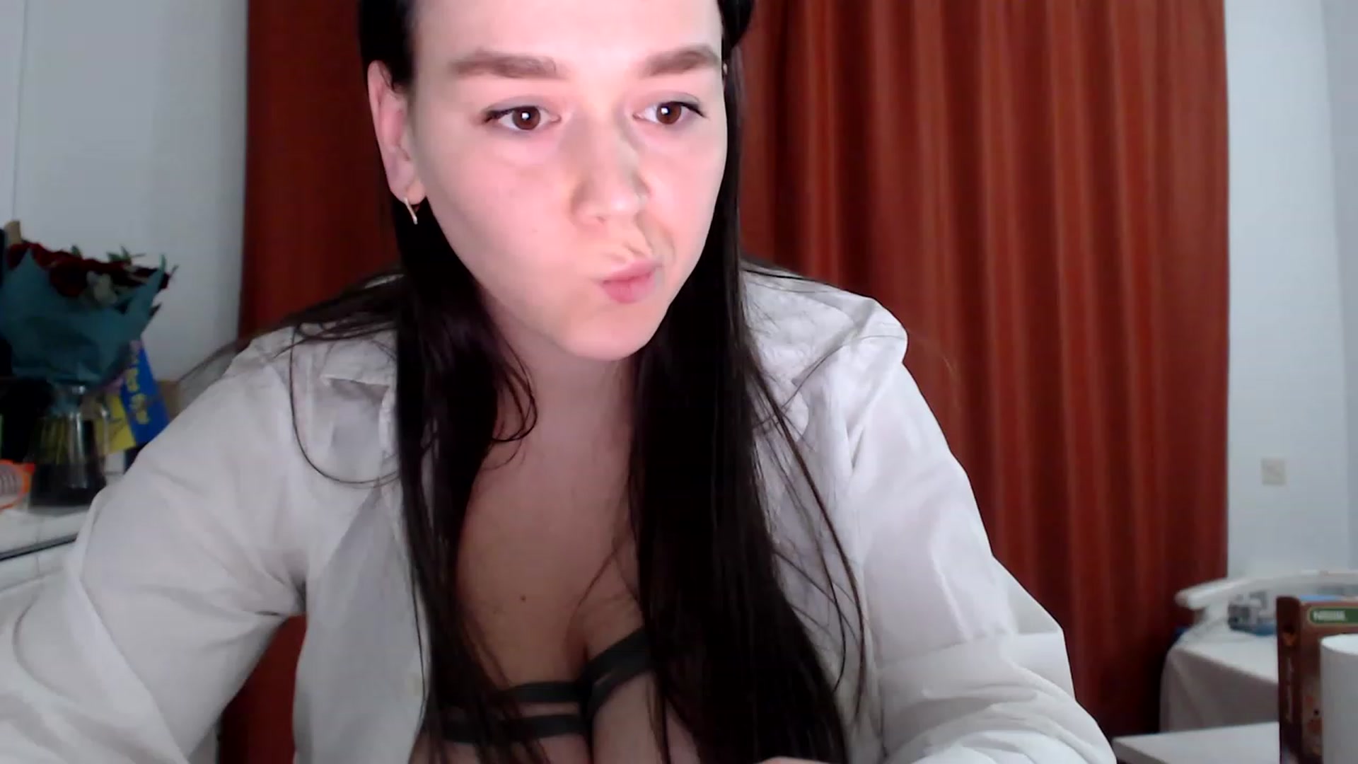 Gallery image thumbnail from Summer_Gold's myfreecams stream on, 03/01/2023, 23:58 image 5 of 20