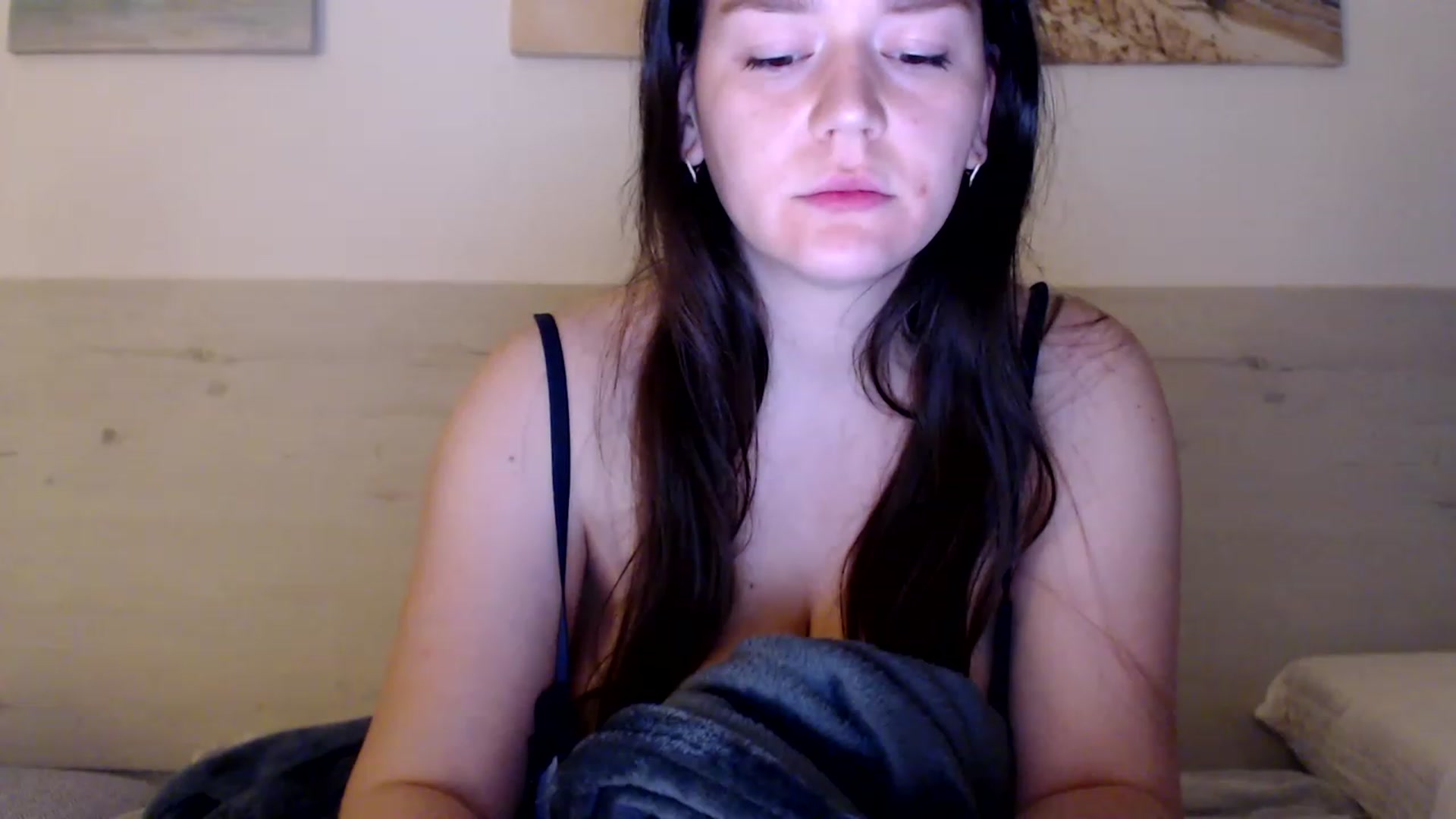 Gallery image thumbnail from Summer_Gold's myfreecams stream on, 03/29/2023, 24:02 image 20 of 20