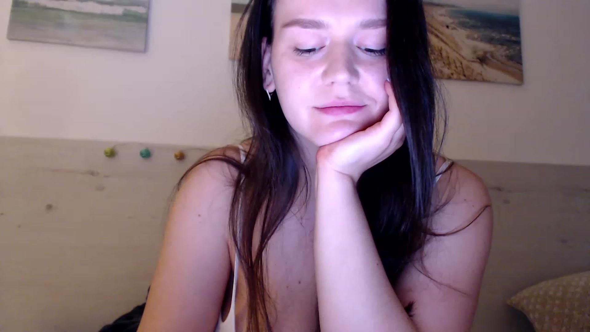 Gallery image thumbnail from Summer_Gold's myfreecams stream on, 04/17/2023, 21:15 image 4 of 20