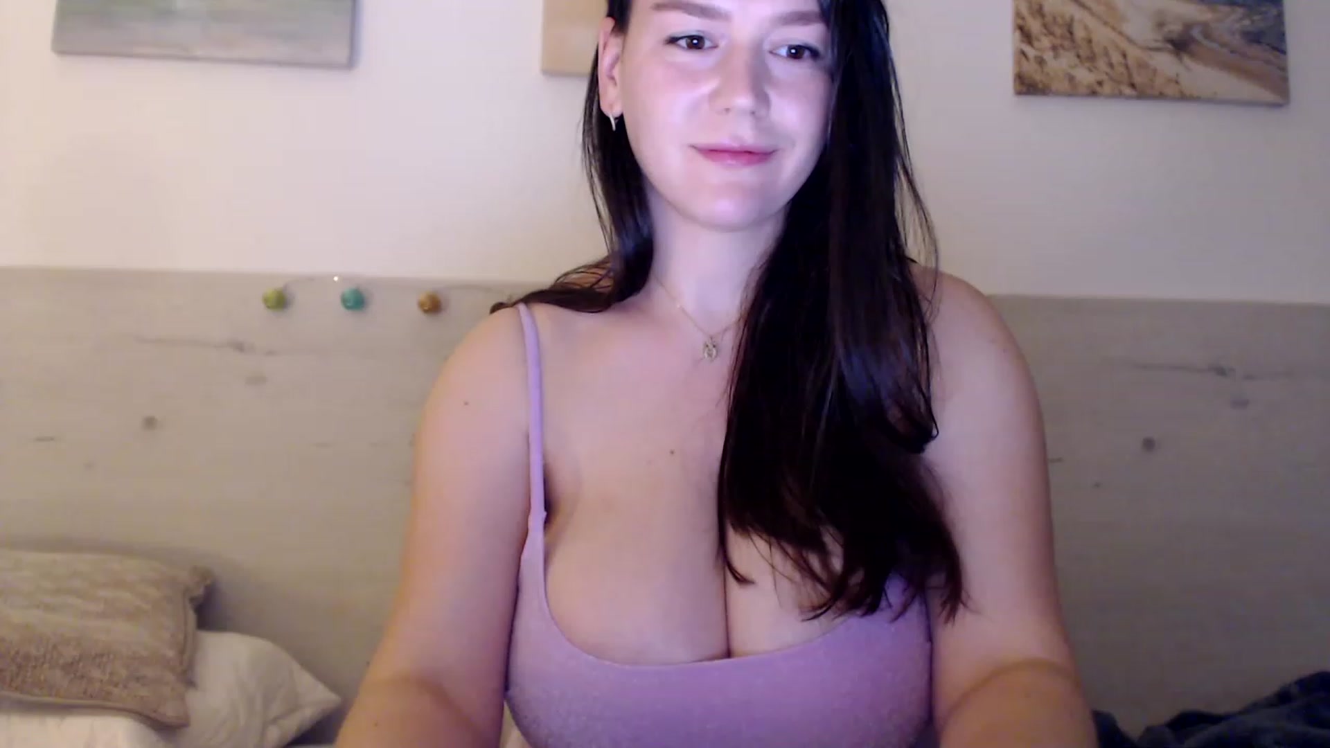 Gallery image thumbnail from Summer_Gold's myfreecams stream on, 04/23/2023, 24:13 image 3 of 20