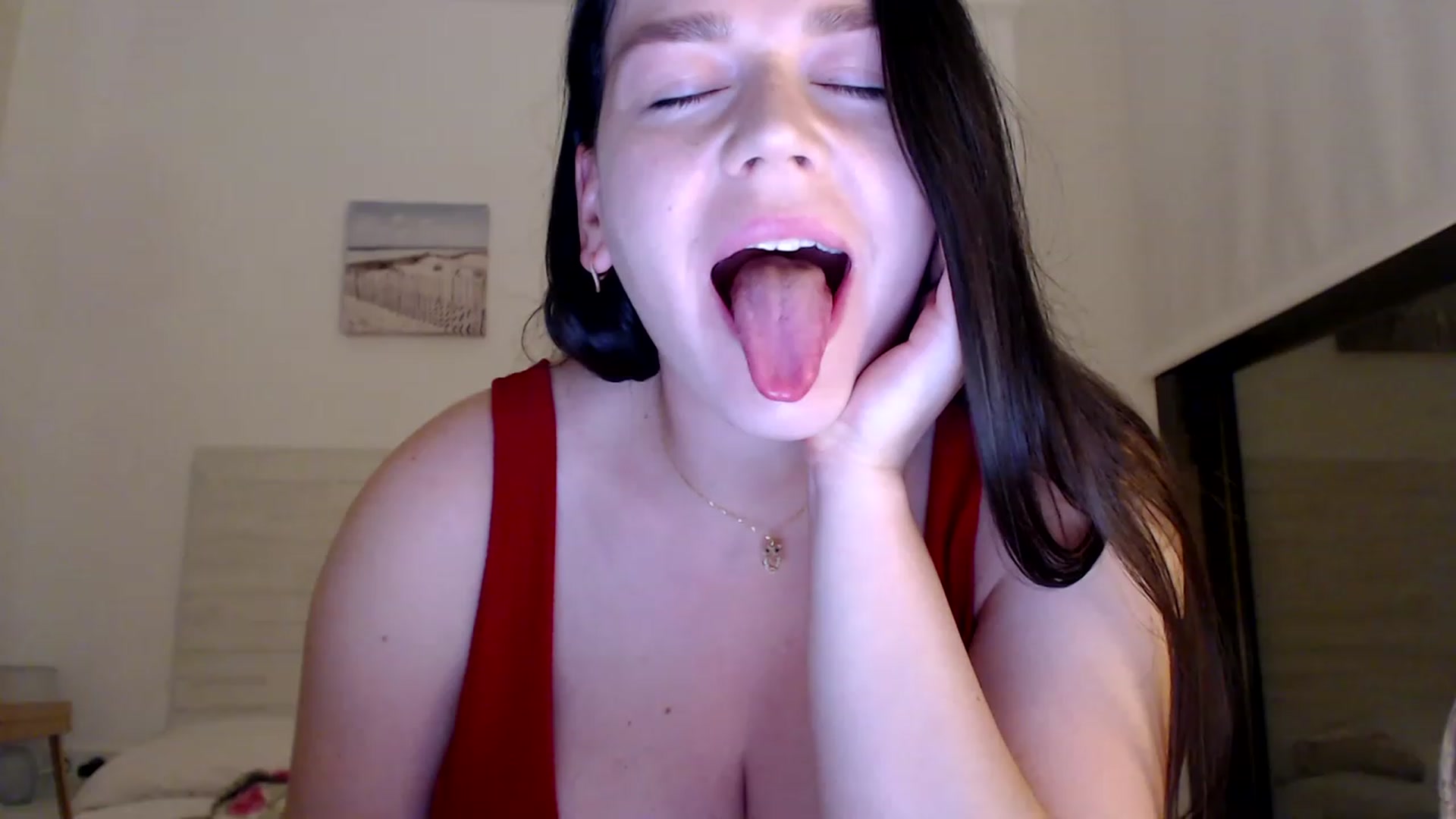 Gallery image thumbnail from Summer_Gold's myfreecams stream on, 05/03/2023, 20:16 image 17 of 20