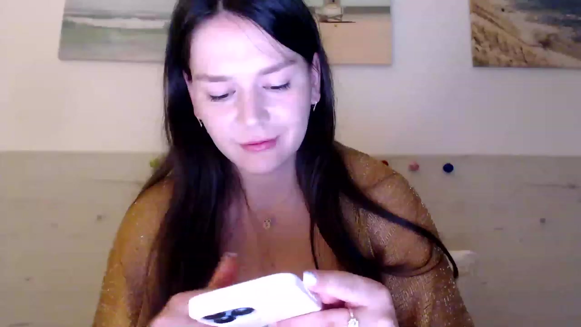 Gallery image thumbnail from Summer_Gold's myfreecams stream on, 05/07/2023, 22:03 image 20 of 20