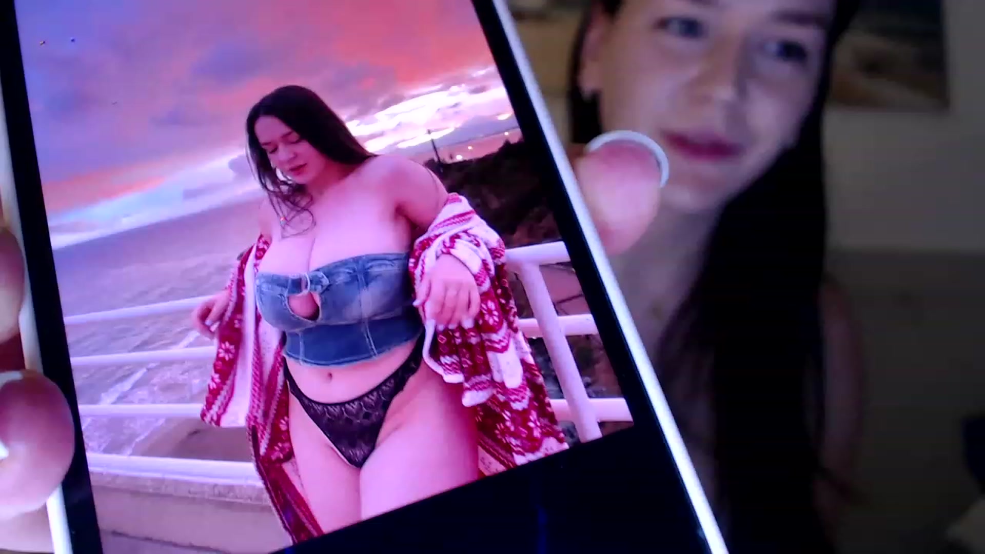 Gallery image thumbnail from Summer_Gold's myfreecams stream on, 05/12/2023, 19:21 image 7 of 20