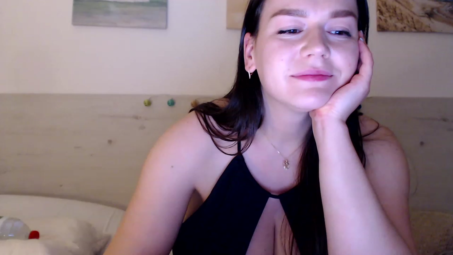 Gallery image thumbnail from Summer_Gold's myfreecams stream on, 05/20/2023, 23:21 image 19 of 20