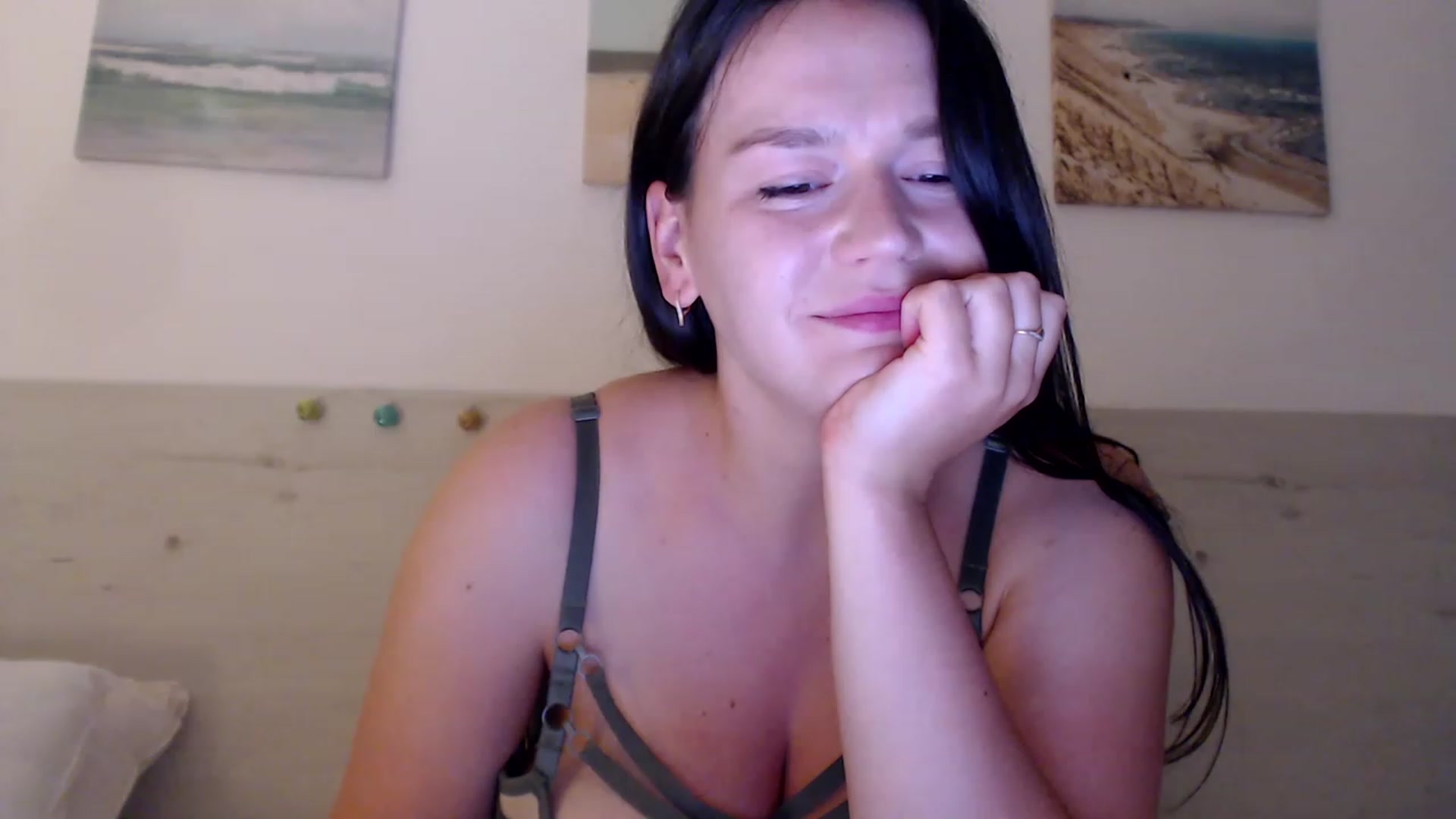 Gallery image thumbnail from Summer_Gold's myfreecams stream on, 06/08/2023, 22:10 image 1 of 20