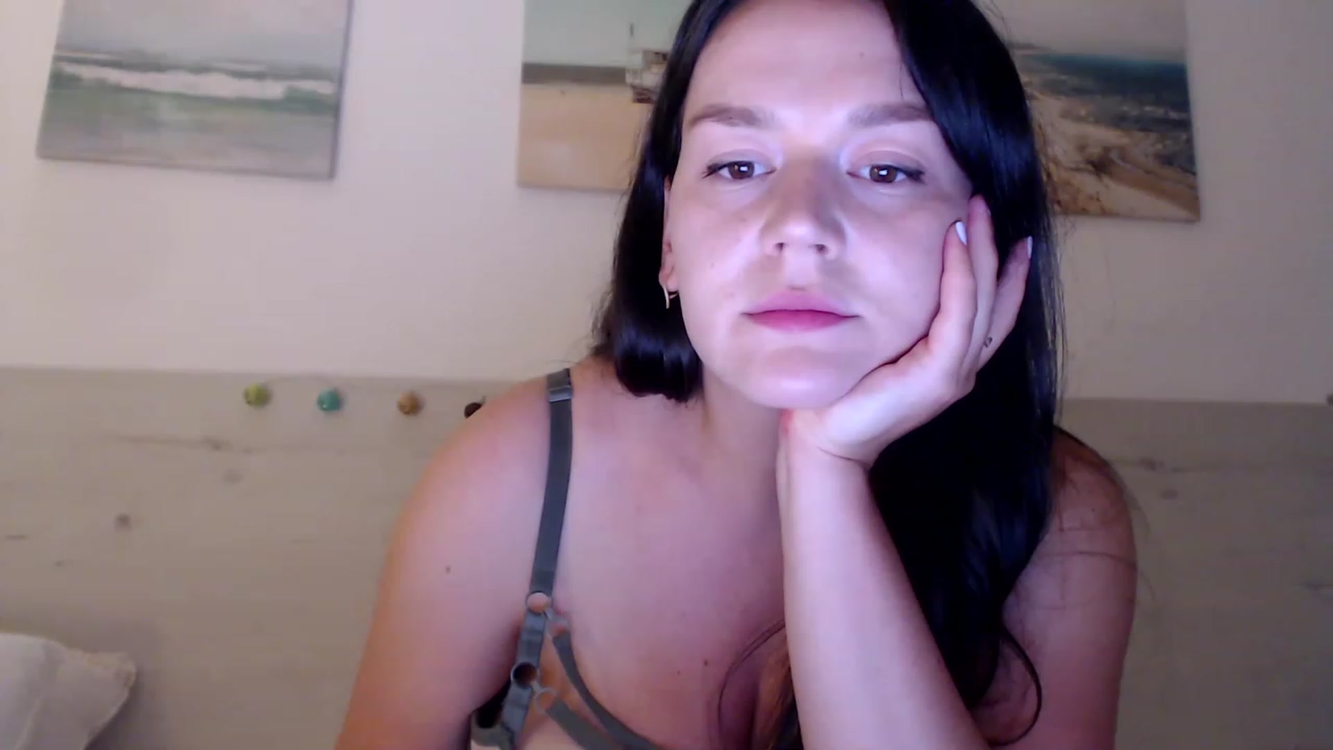 Gallery image thumbnail from Summer_Gold's myfreecams stream on, 06/08/2023, 22:10 image 9 of 20