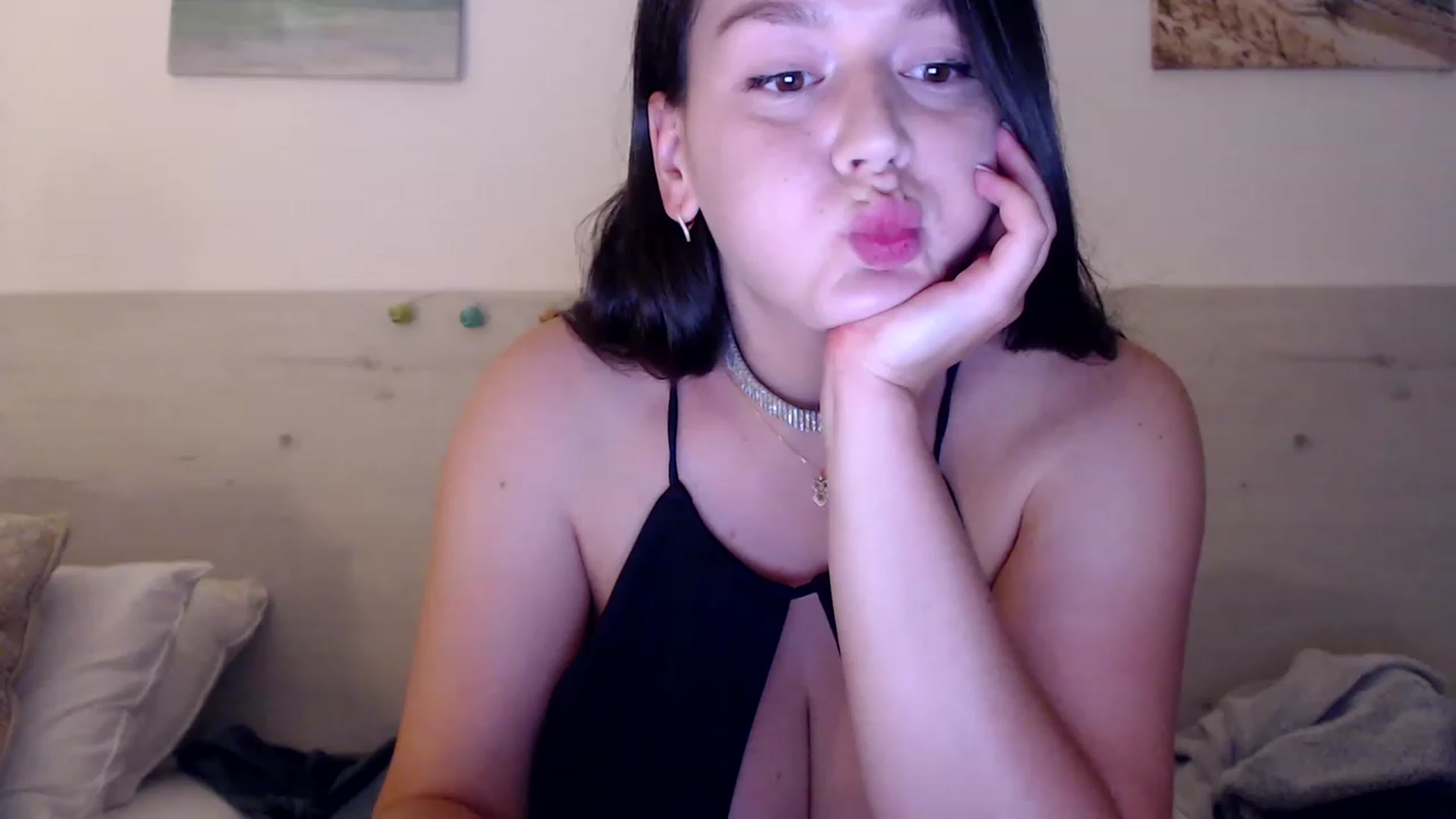 Gallery image thumbnail from Summer_Gold's myfreecams stream on, 06/15/2023, 22:13 image 1 of 20