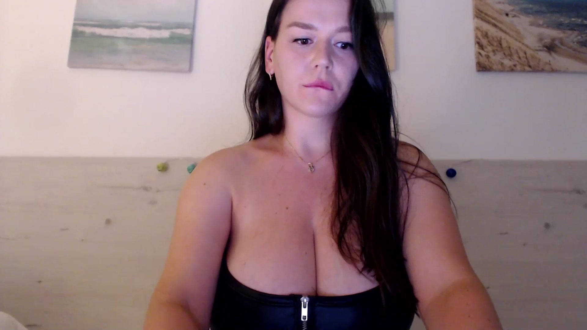 Gallery image thumbnail from Summer_Gold's myfreecams stream on, 07/01/2023, 18:50 image 3 of 20