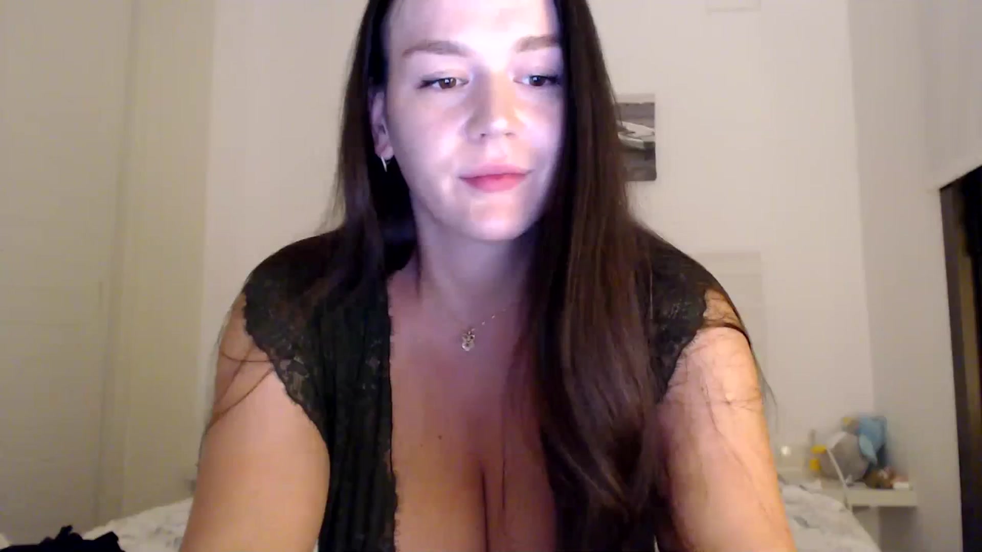 Gallery image thumbnail from Summer_Gold's myfreecams stream on, 09/22/2023, 18:19 image 16 of 20