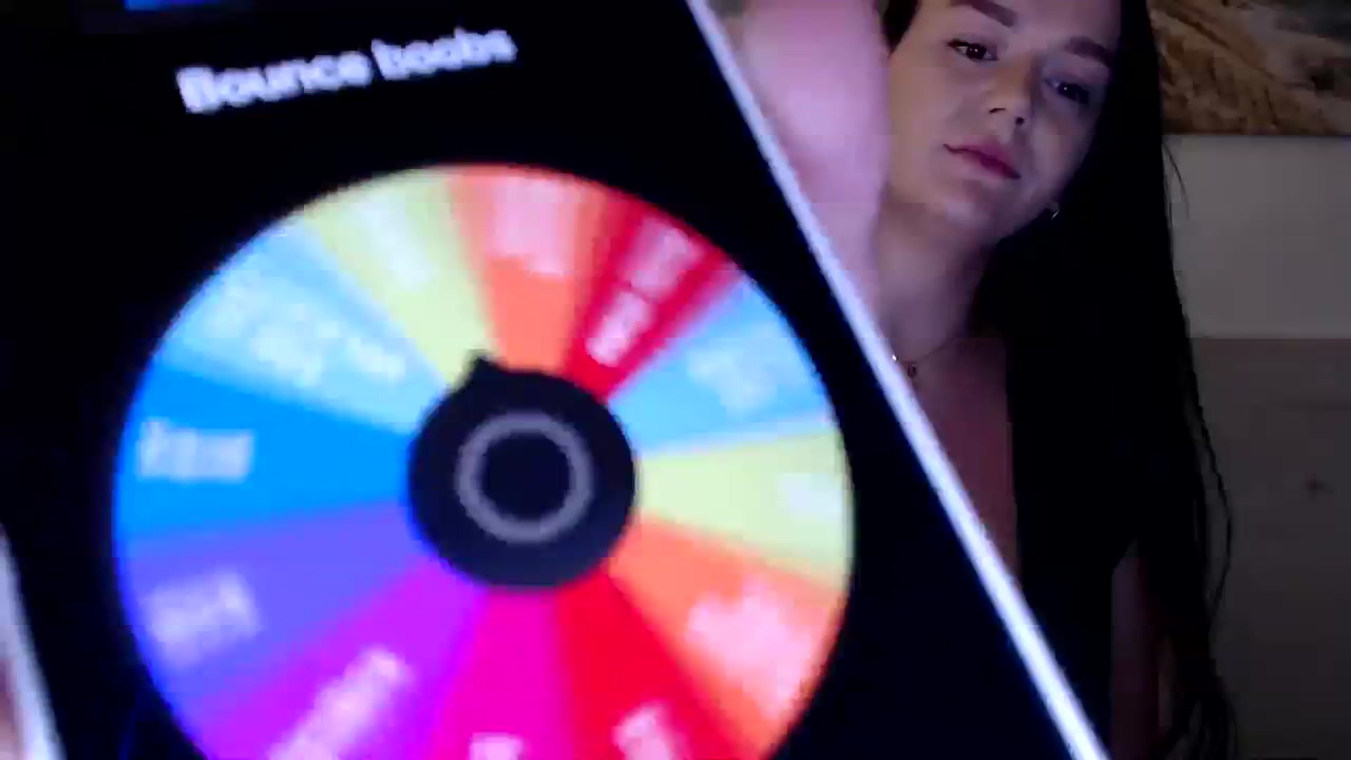 Gallery image thumbnail from Summer_Gold's myfreecams stream on, 09/28/2023, 20:05 image 1 of 20