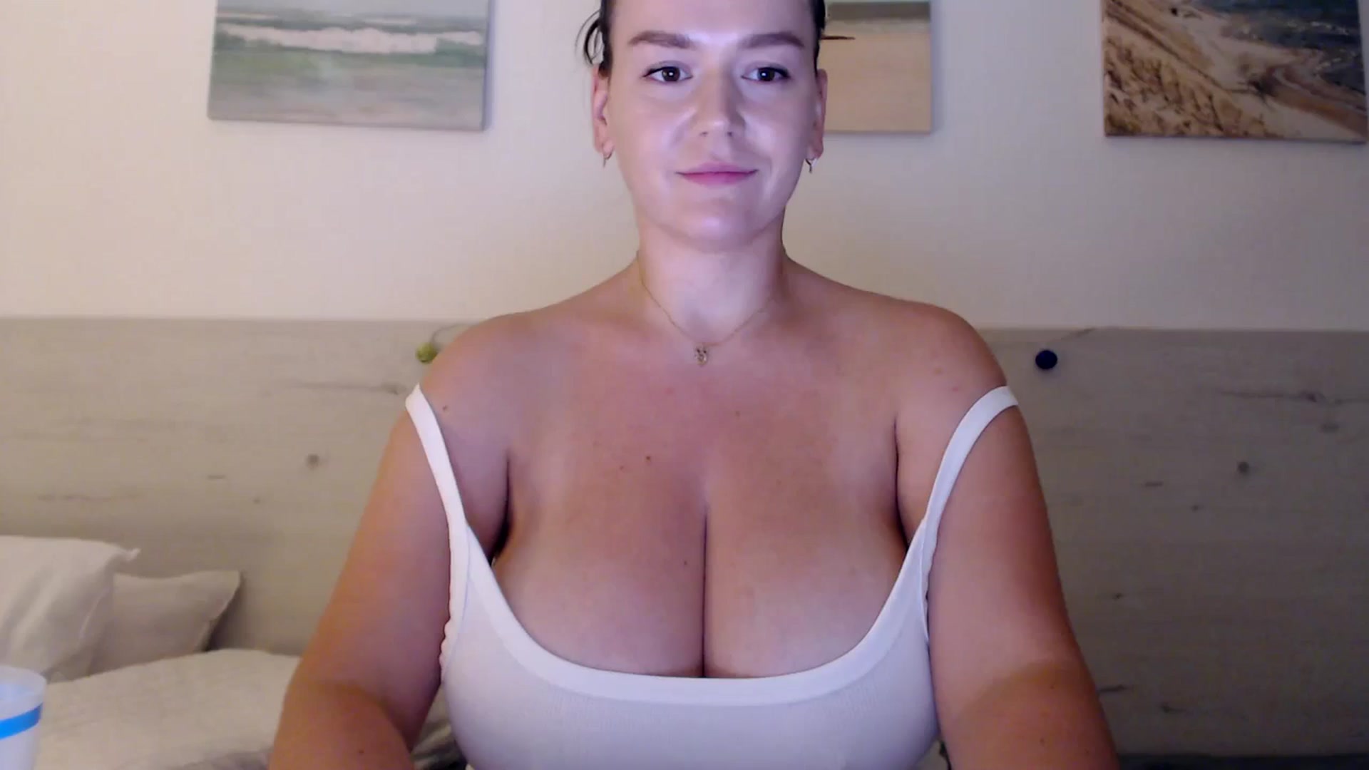 Gallery image thumbnail from Summer_Gold's myfreecams stream on, 09/28/2023, 22:30 image 3 of 20