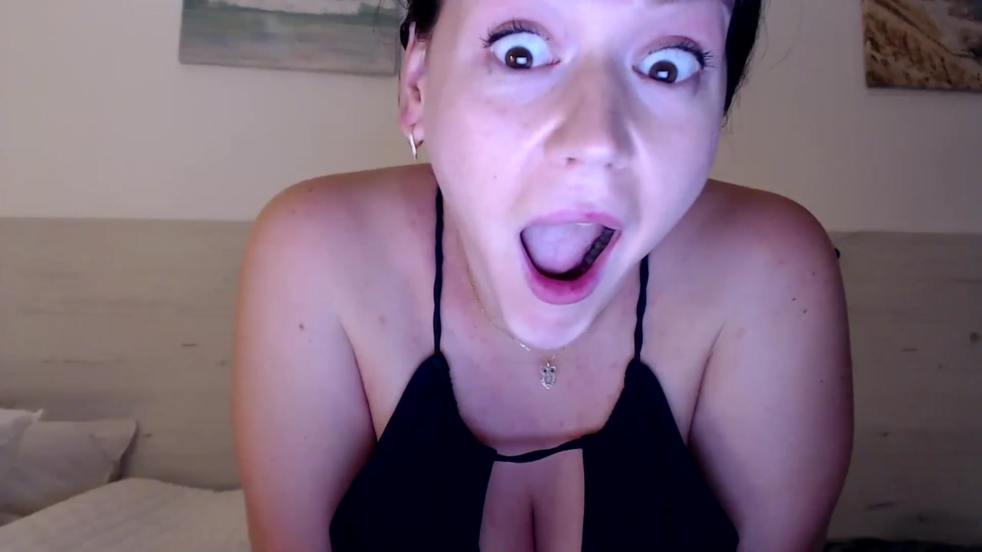 Gallery image thumbnail from Summer_Gold's myfreecams stream on, 10/01/2023, 22:45 image 4 of 20