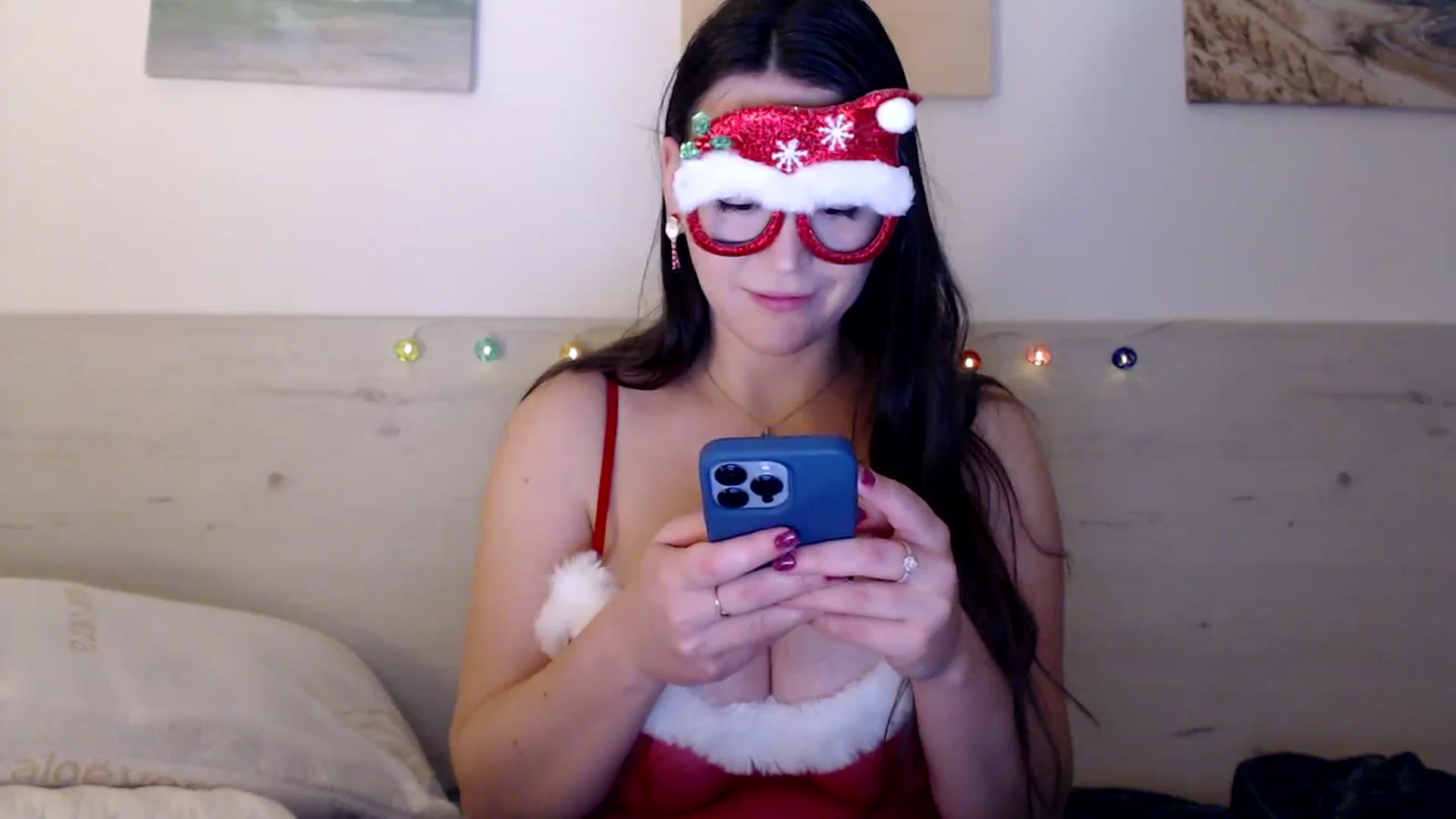 Gallery image thumbnail from Summer_Gold's myfreecams stream on, 12/24/2023, 23:13 image 5 of 20