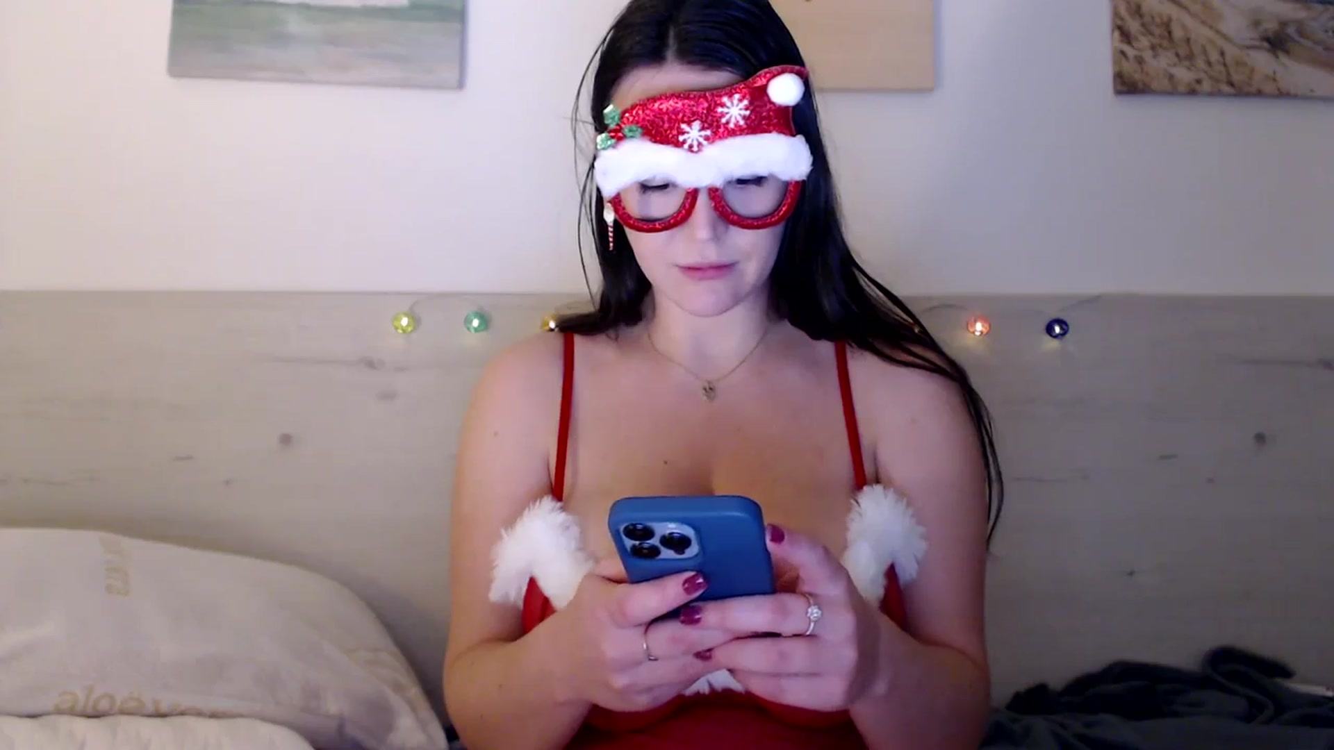 Gallery image thumbnail from Summer_Gold's myfreecams stream on, 12/24/2023, 23:13 image 2 of 20