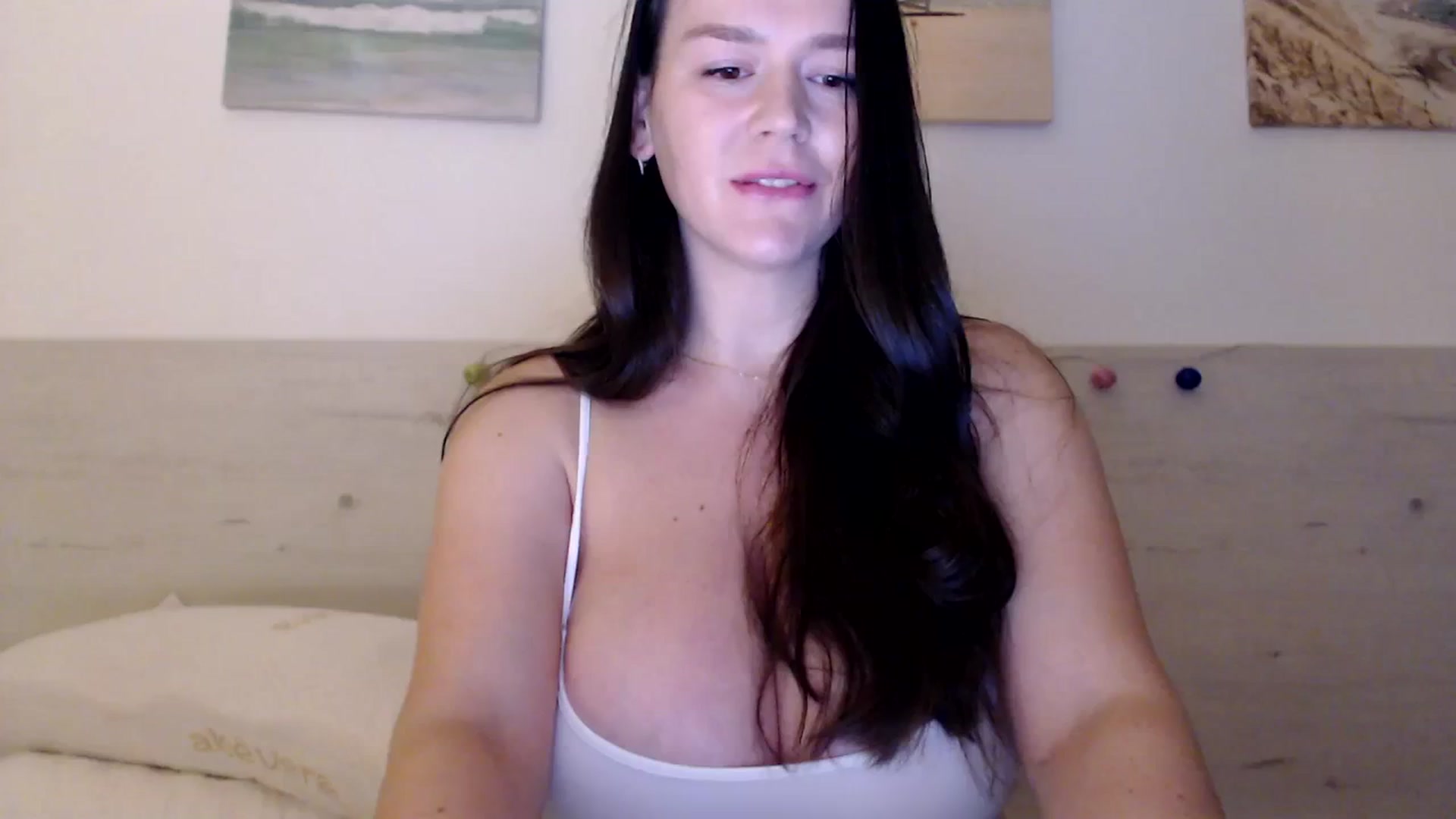 Gallery image thumbnail from Summer_Gold's myfreecams stream on, 01/21/2024, 22:04 image 1 of 20