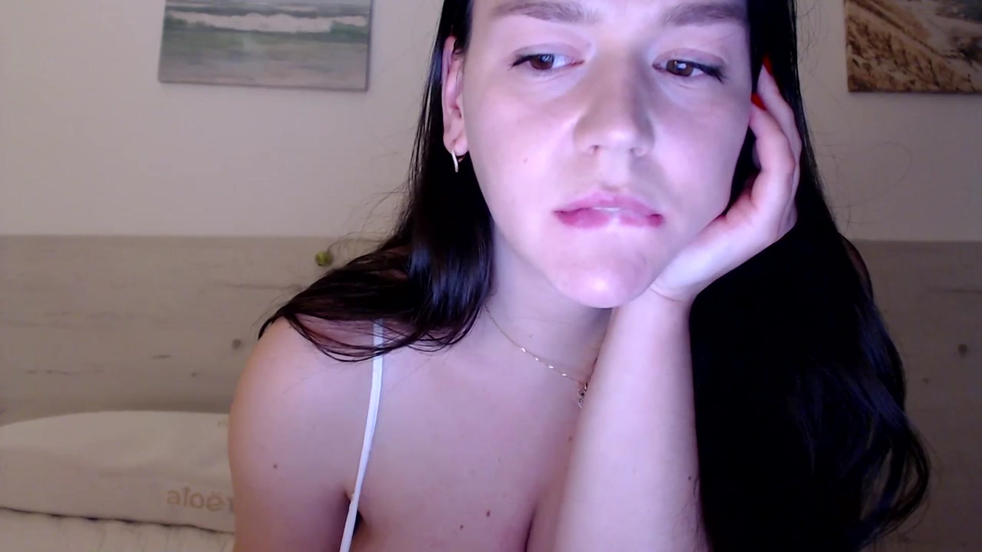 Gallery image thumbnail from Summer_Gold's myfreecams stream on, 01/21/2024, 22:30 image 14 of 20