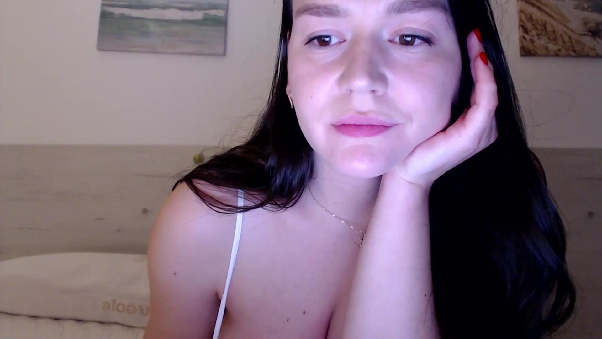 Gallery image thumbnail from Summer_Gold's myfreecams stream on, 01/21/2024, 22:30 image 13 of 20