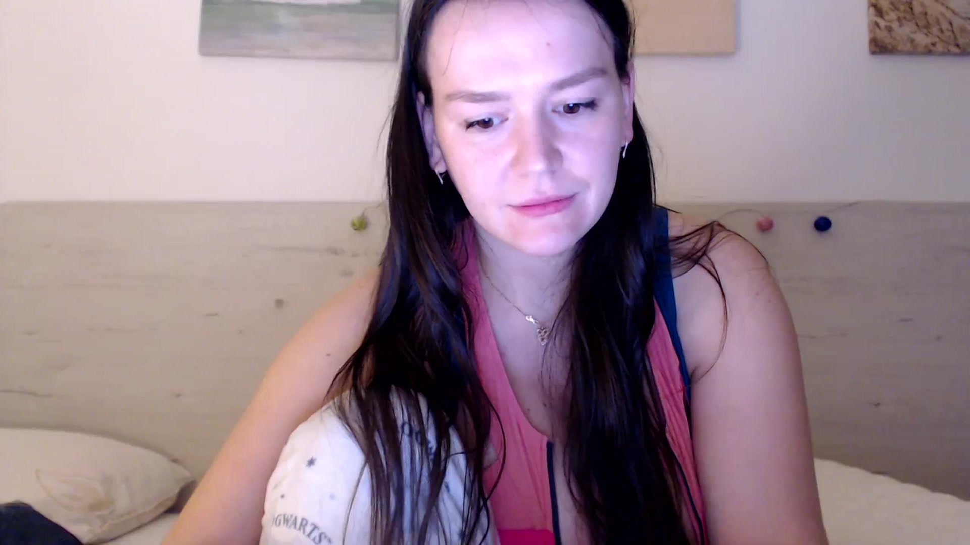 Gallery image thumbnail from Summer_Gold's myfreecams stream on, 01/29/2024, 24:22 image 14 of 20