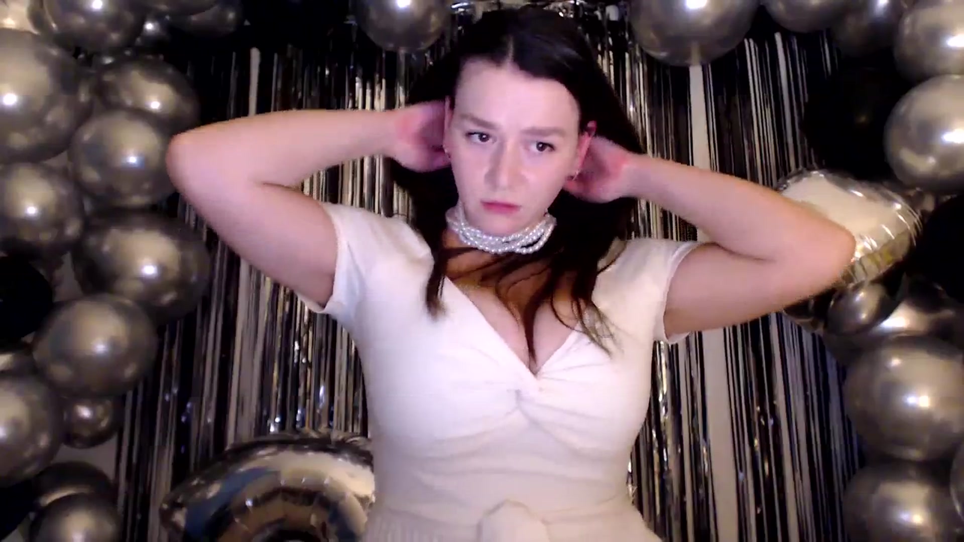 Gallery image thumbnail from Summer_Gold's myfreecams stream on, 02/19/2024, 22:59 image 9 of 20