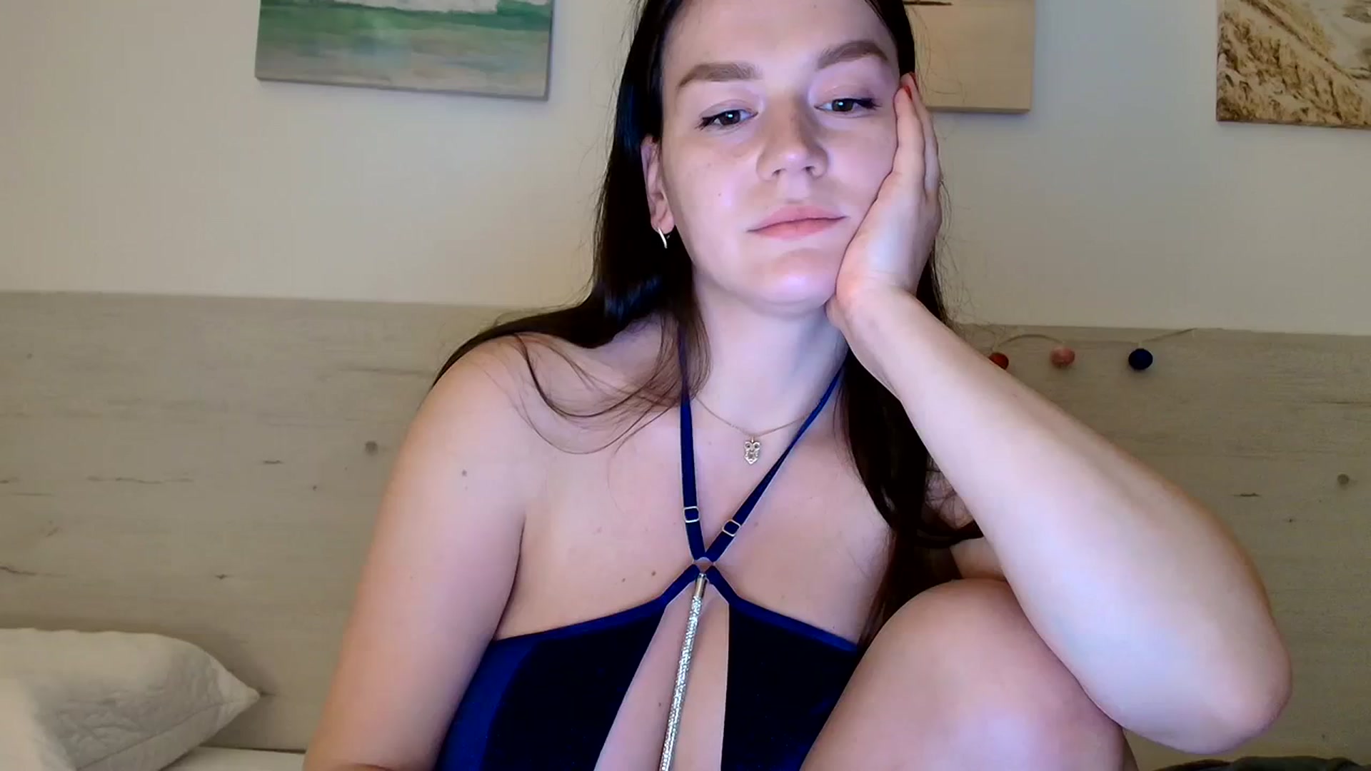 Gallery image thumbnail from Summer_Gold's myfreecams stream on, 03/25/2024, 22:09 image 12 of 20