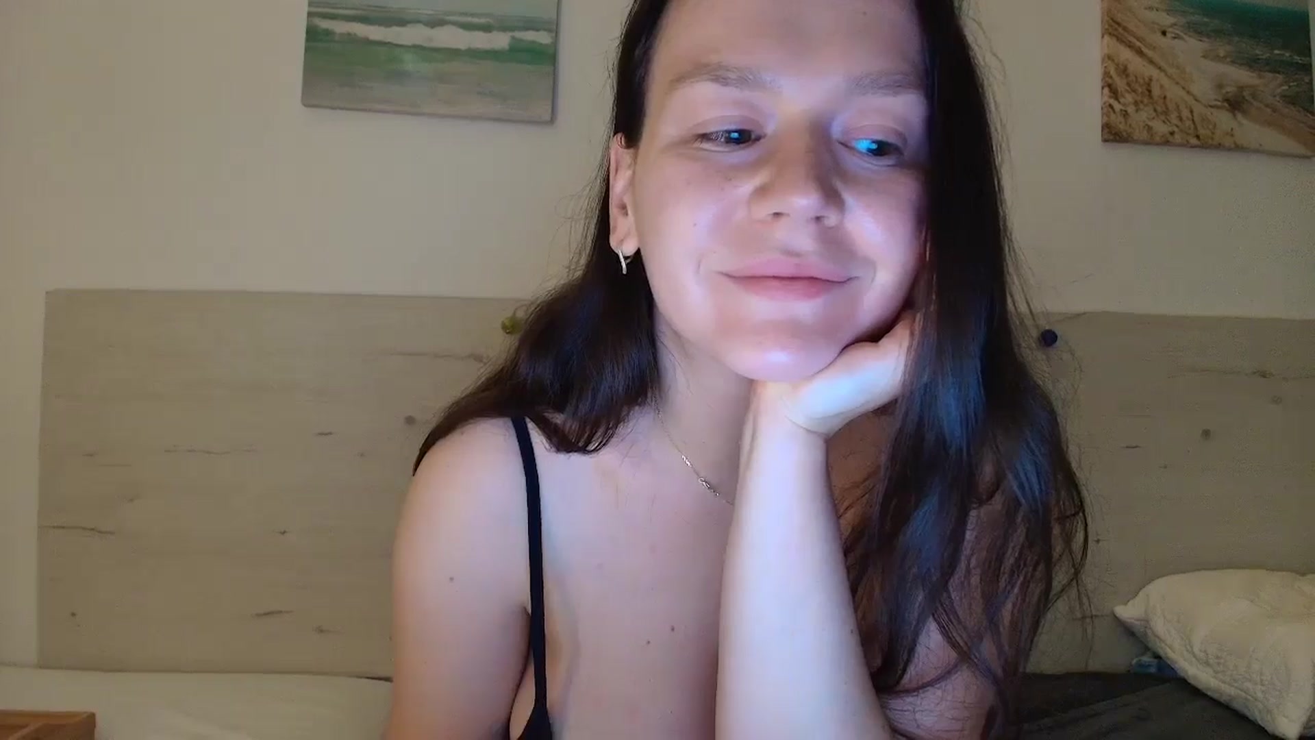 Gallery image thumbnail from Summer_Gold's myfreecams stream on, 05/07/2024, 22:40 image 19 of 20