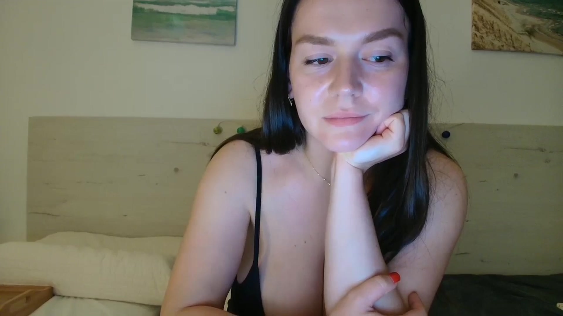 Gallery image thumbnail from Summer_Gold's myfreecams stream on, 05/10/2024, 23:15 image 14 of 20