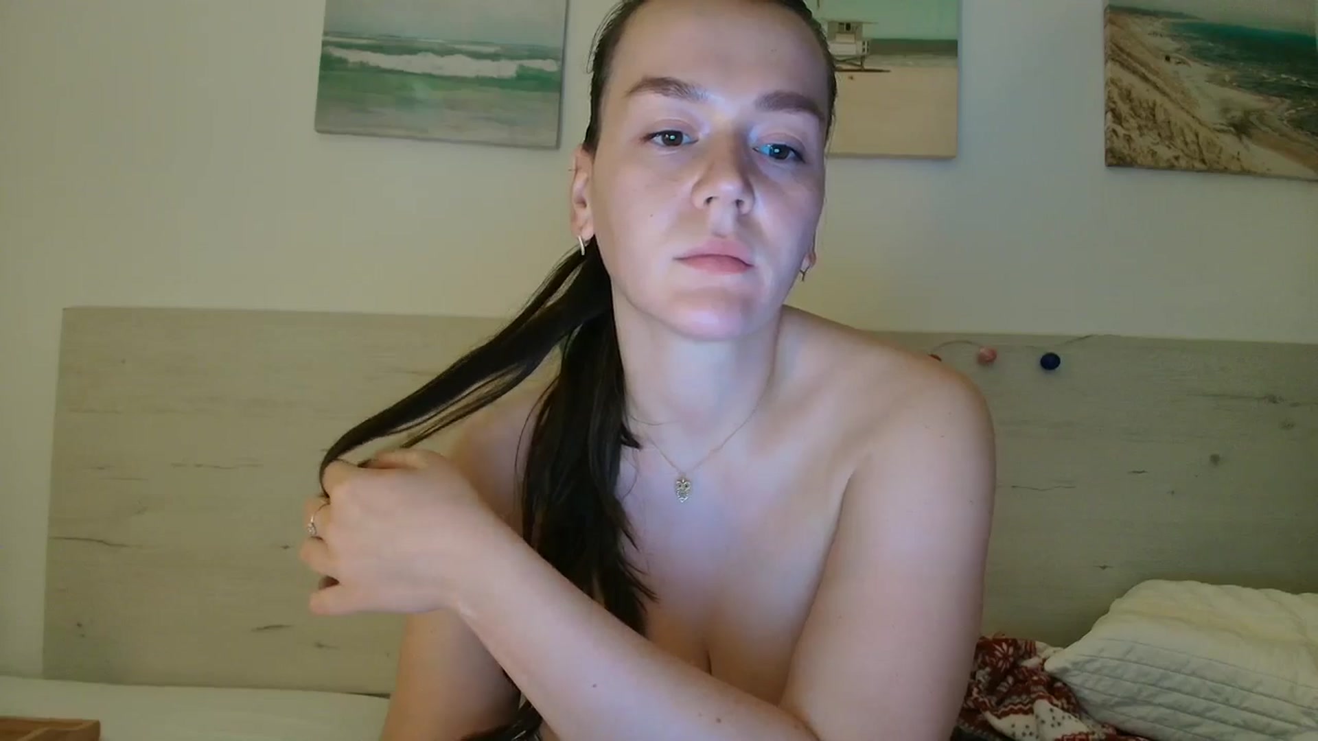 Gallery image thumbnail from Summer_Gold's myfreecams stream on, 05/14/2024, 22:06 image 13 of 20