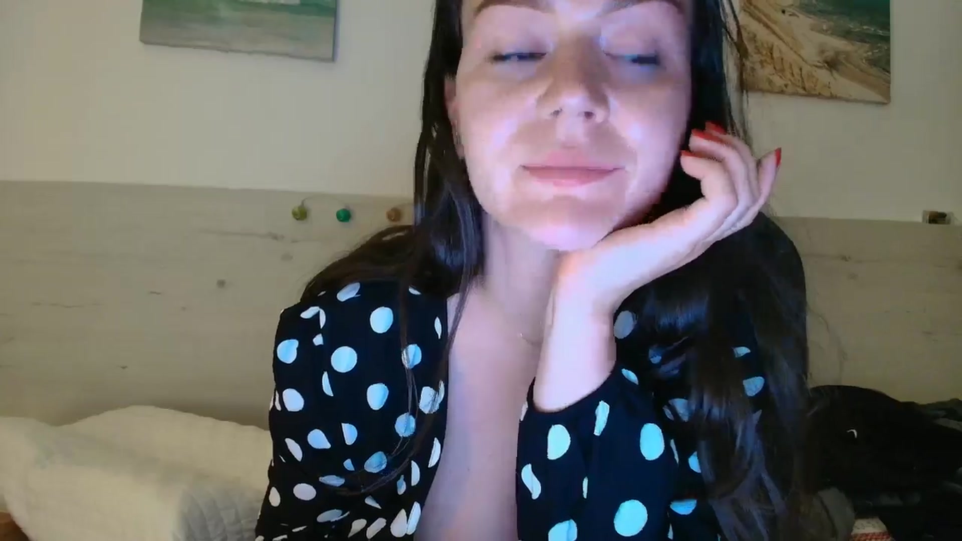 Gallery image thumbnail from Summer_Gold's myfreecams stream on, 05/26/2024, 23:41 image 7 of 20