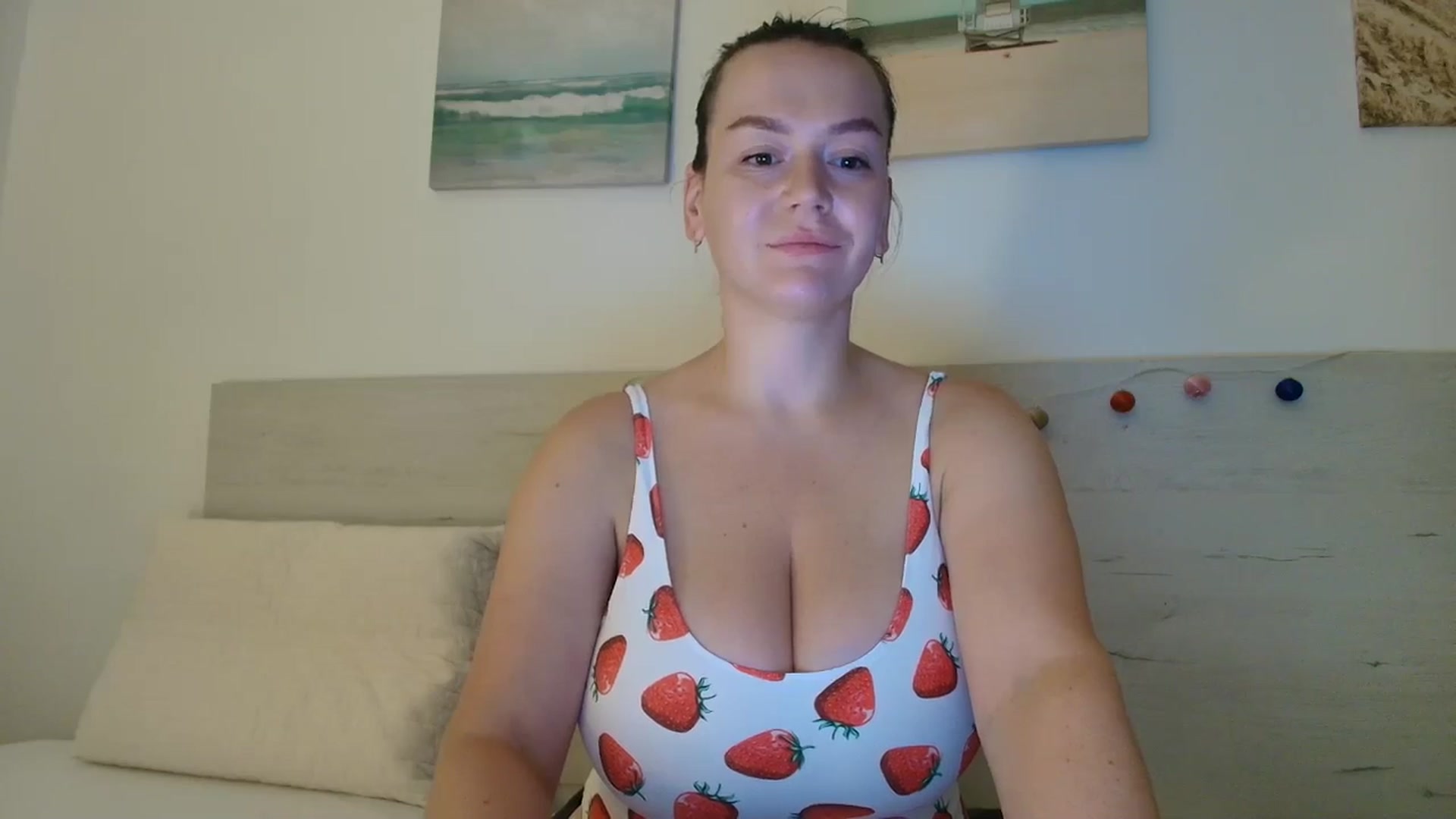 Gallery image thumbnail from Summer_Gold's myfreecams stream on, 06/16/2024, 01:51 image 19 of 20