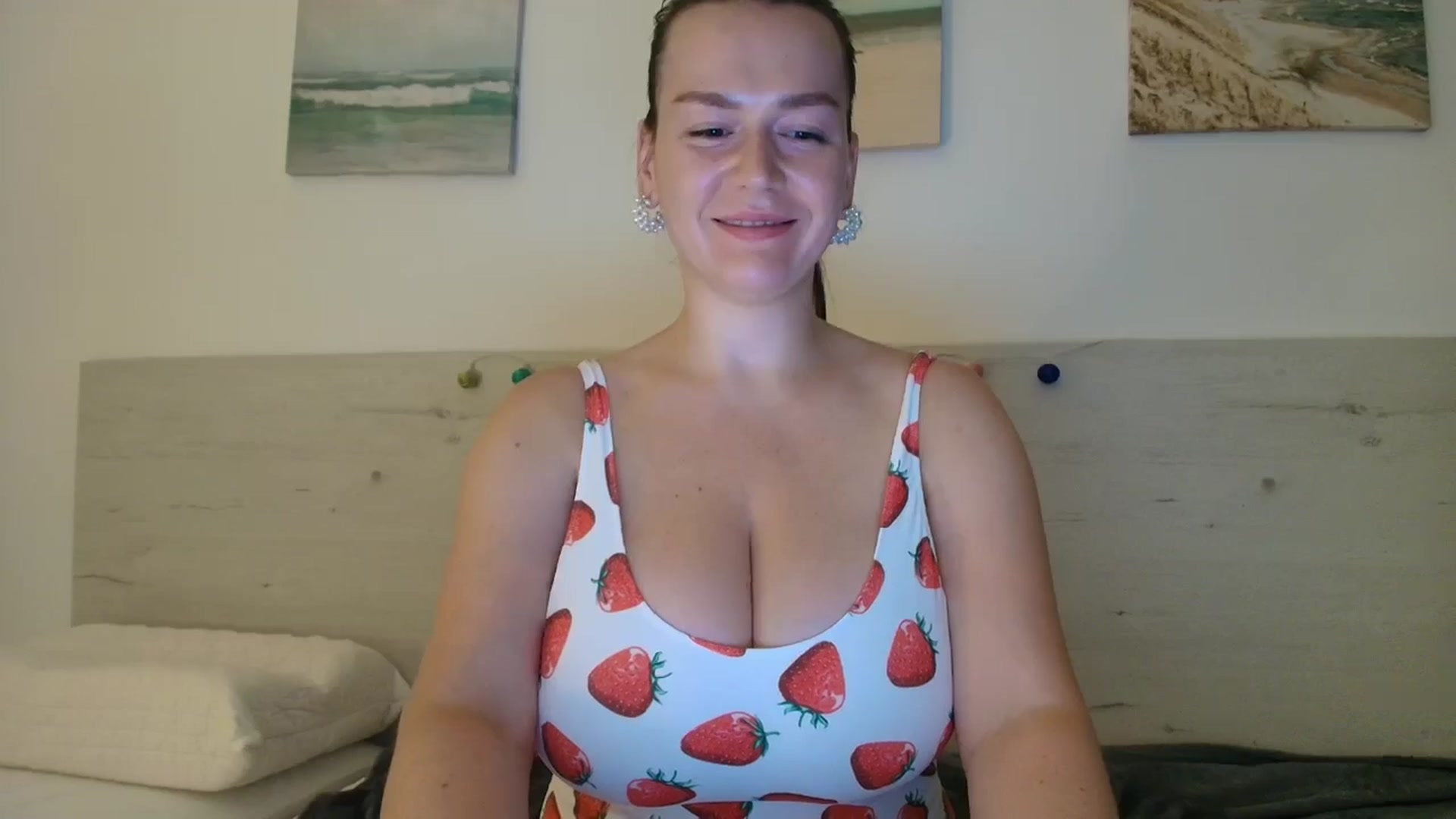 Gallery image thumbnail from Summer_Gold's myfreecams stream on, 06/20/2024, 23:11 image 20 of 20