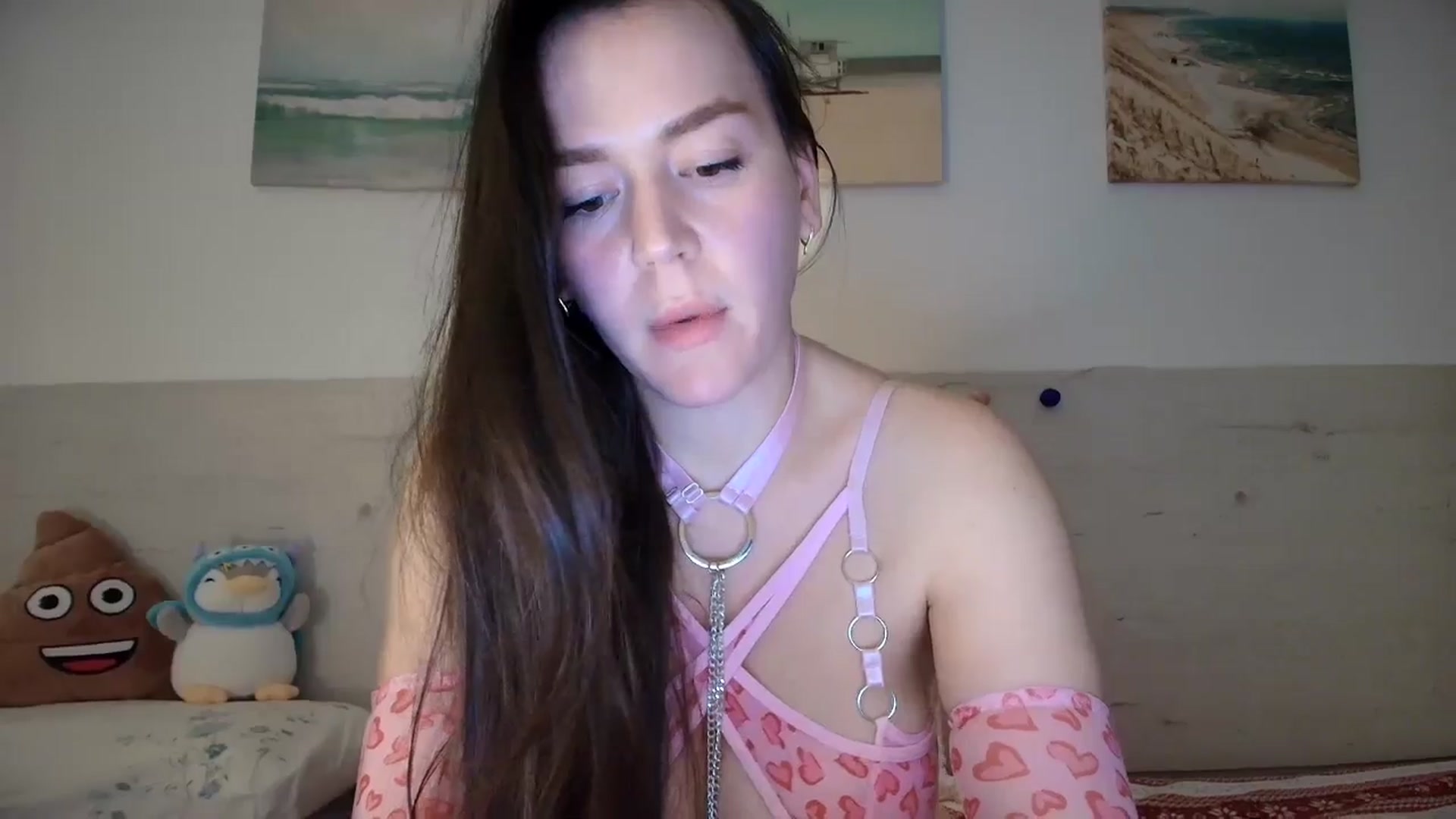 Gallery image thumbnail from Summer_Gold's myfreecams stream on, 01/02/2025, 23:12 image 18 of 20