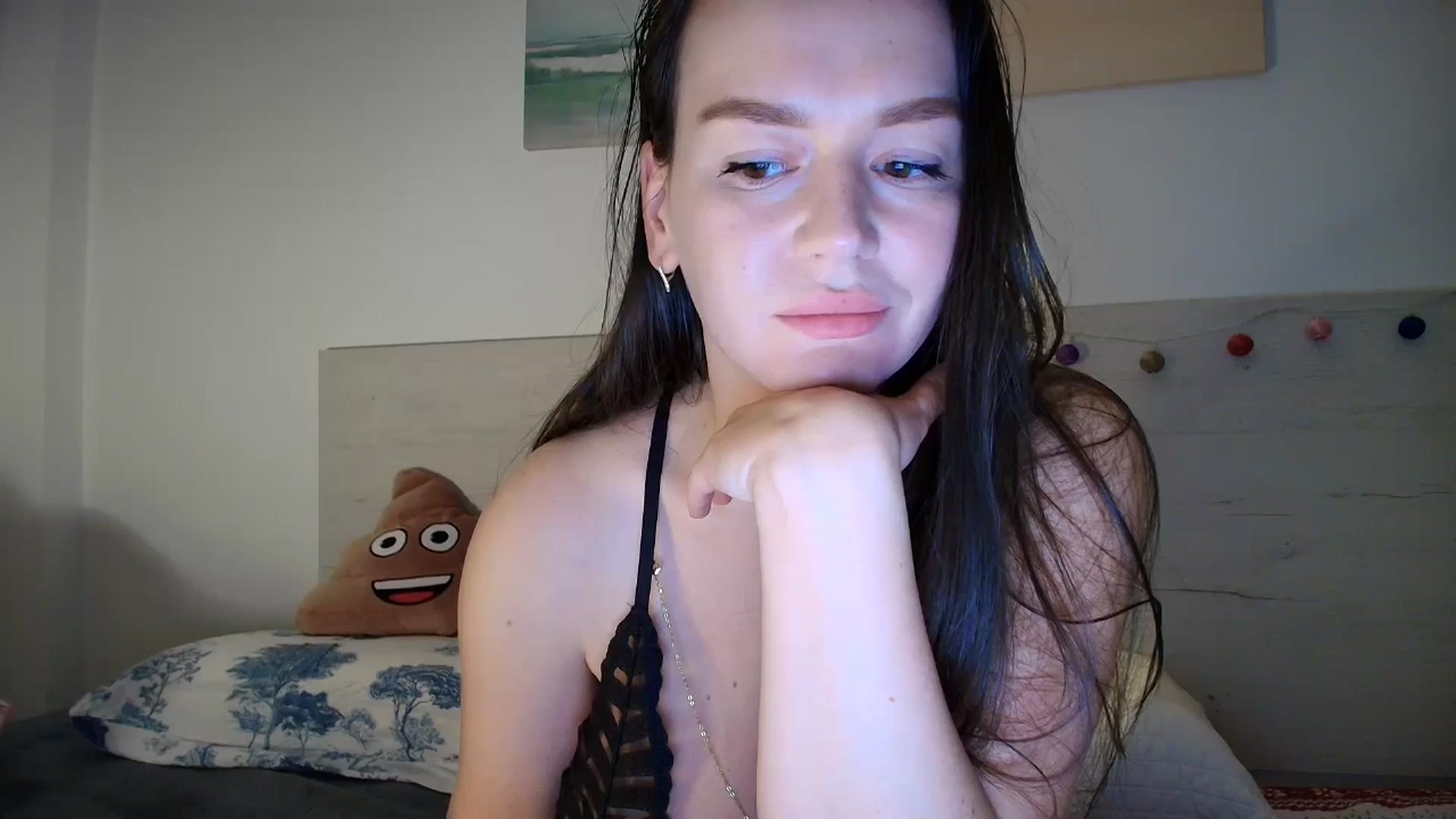 Gallery image thumbnail from Summer_Gold's myfreecams stream on, 01/23/2025, 18:20 image 16 of 20