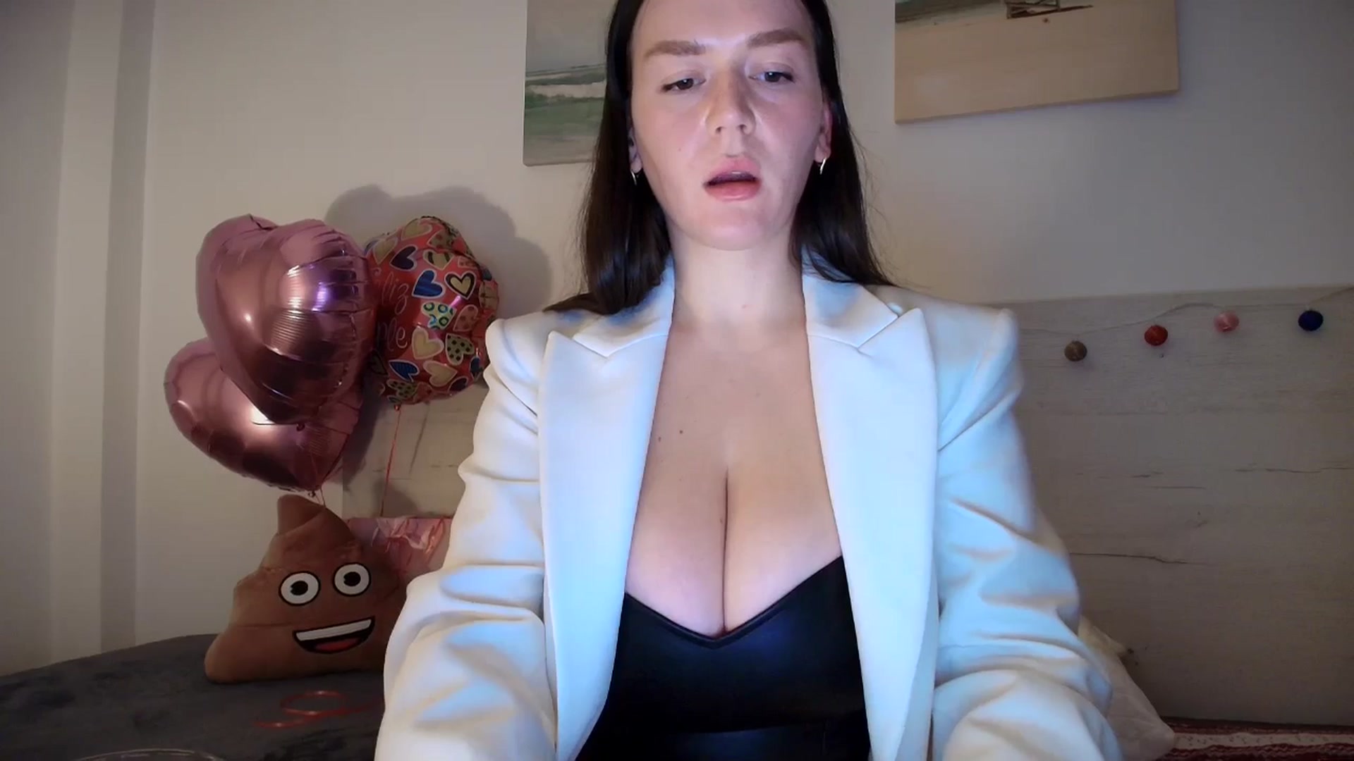 Gallery image thumbnail from Summer_Gold's myfreecams stream on, 02/20/2025, 22:54 image 8 of 20