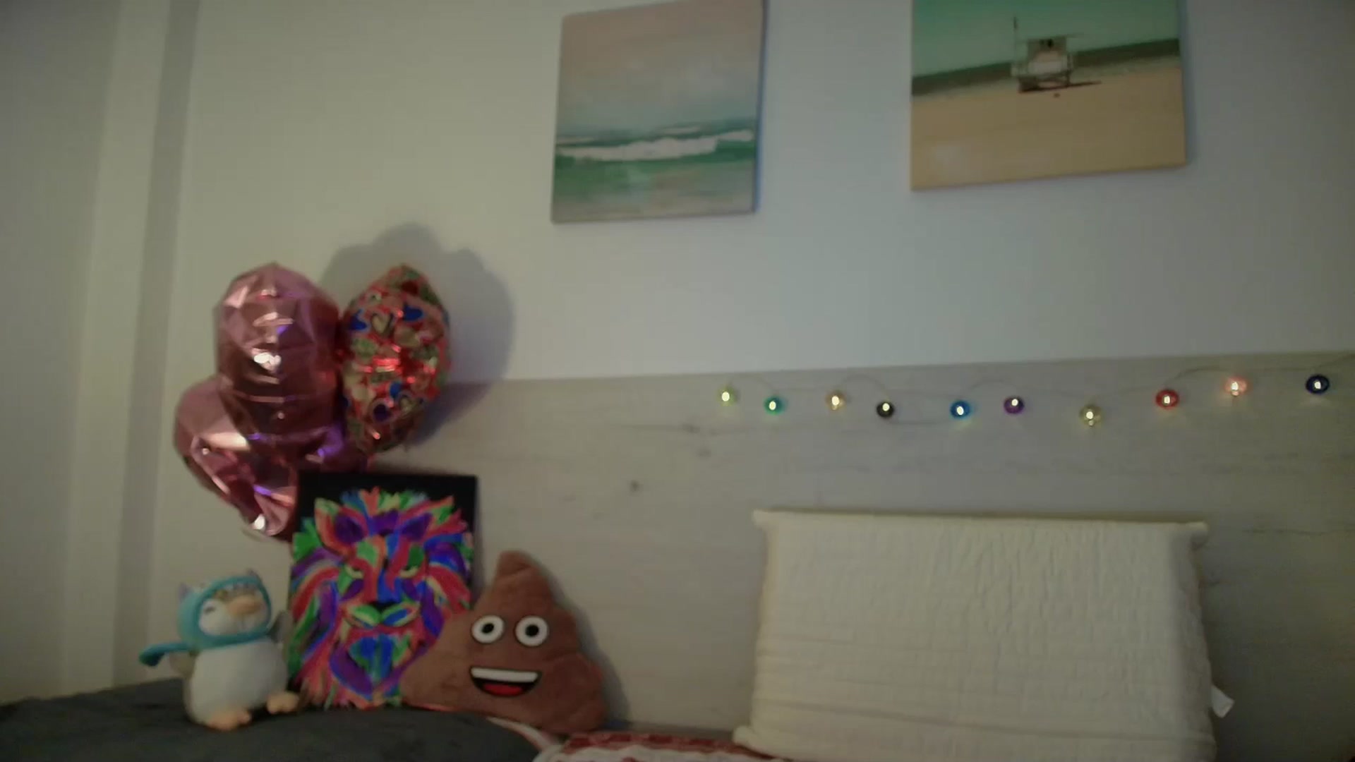 Gallery image thumbnail from Summer_Gold's myfreecams stream on, 03/14/2025, 23:06 image 19 of 20