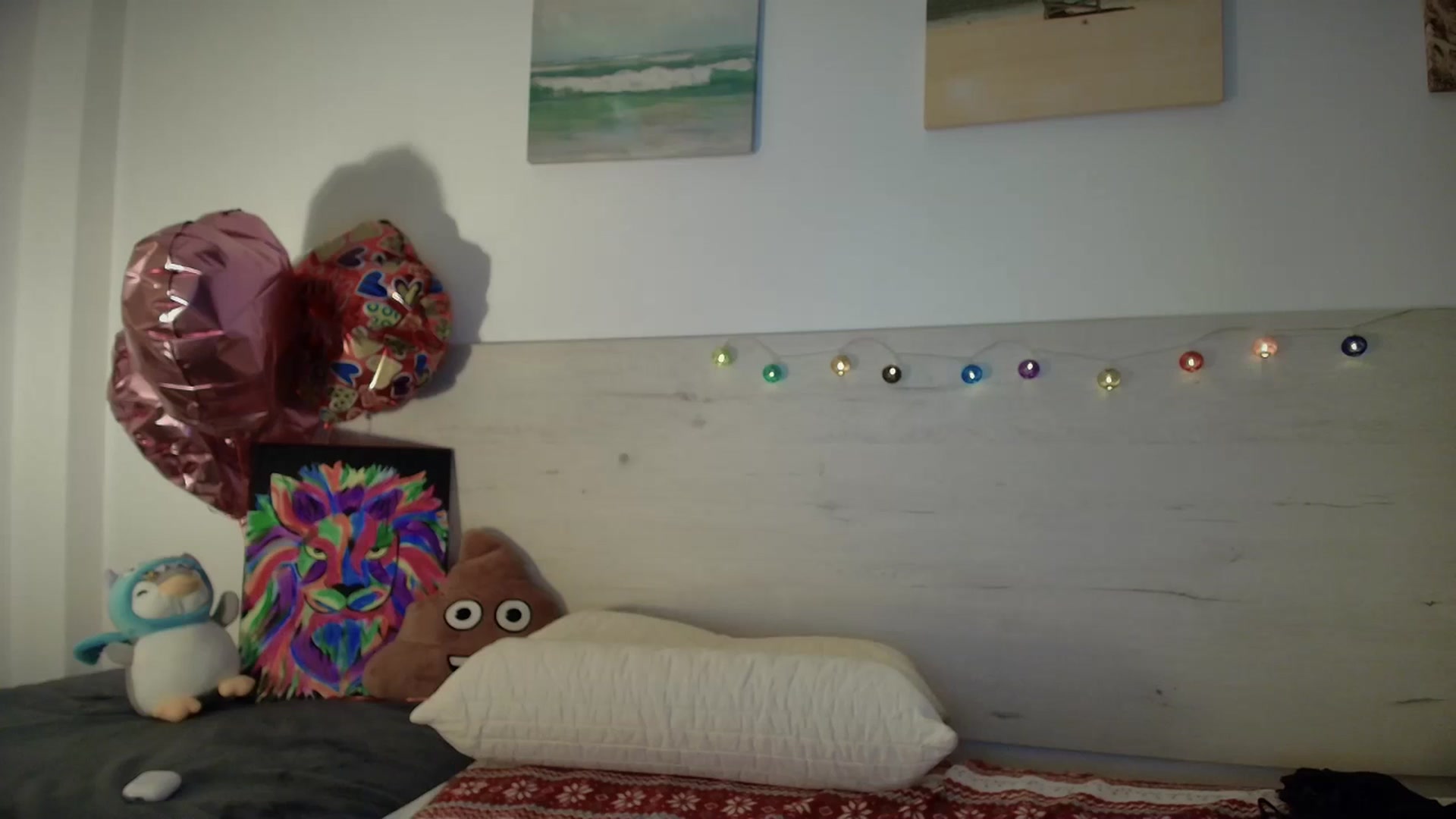 Gallery image thumbnail from Summer_Gold's myfreecams stream on, 03/15/2025, 24:20 image 16 of 20