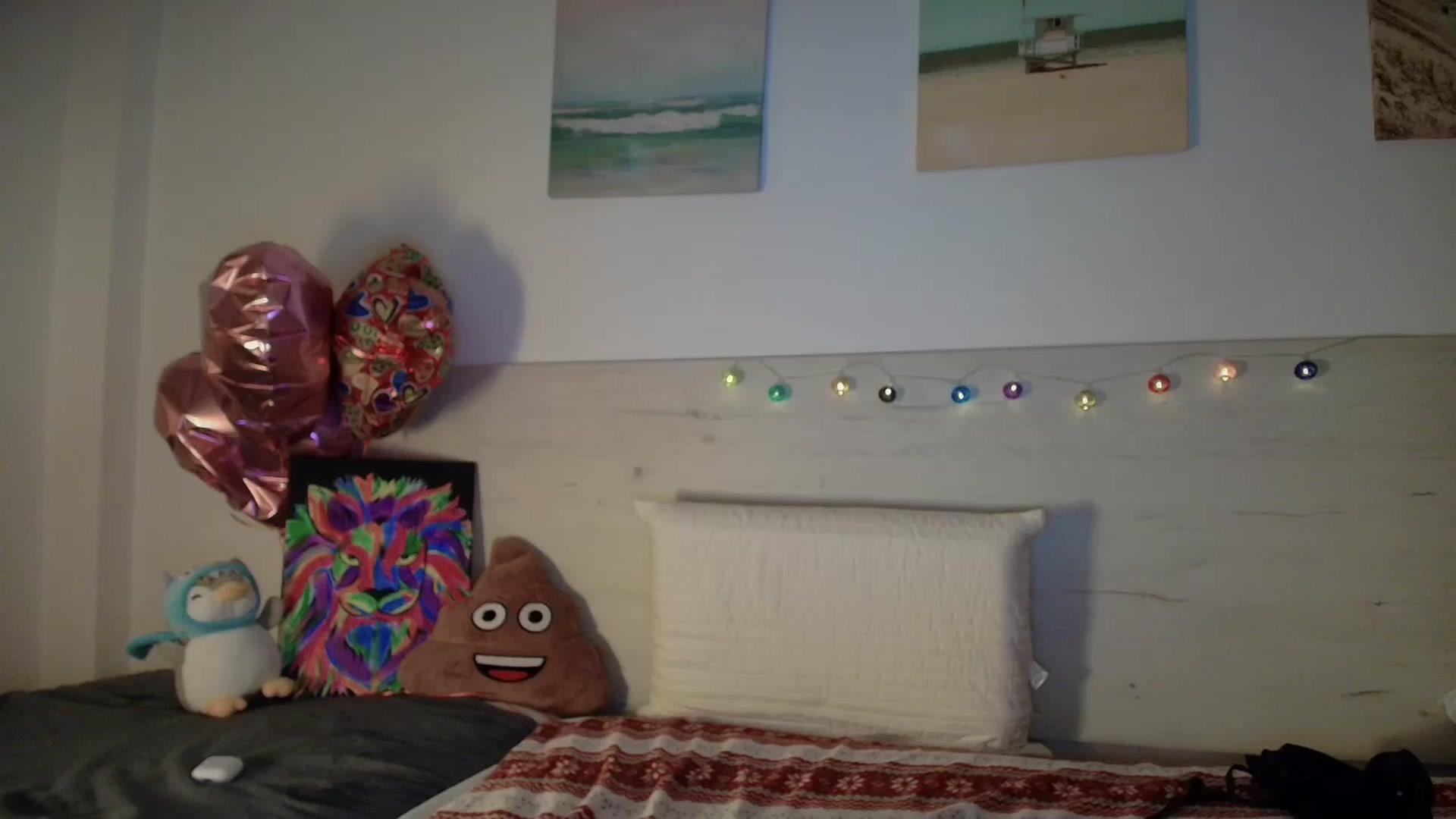 Gallery image thumbnail from Summer_Gold's myfreecams stream on, 03/15/2025, 24:20 image 1 of 20