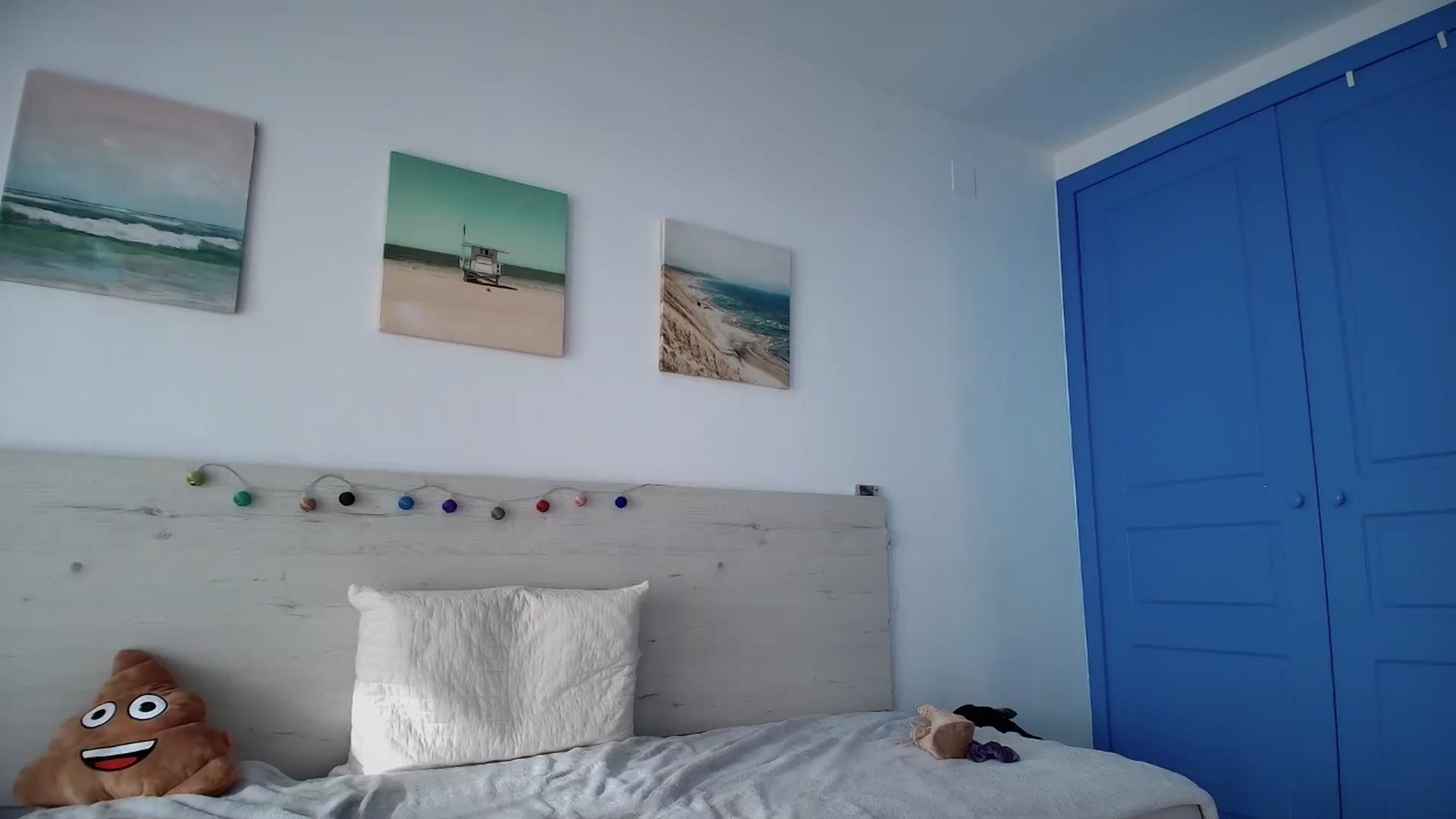 Gallery image thumbnail from Summer_Gold's myfreecams stream on, 04/18/2025, 17:10 image 19 of 20