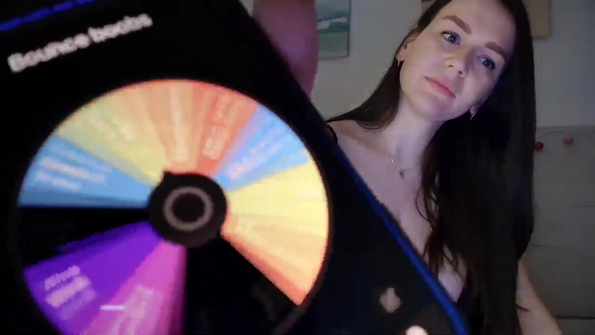 Gallery image thumbnail from Summer_Gold's myfreecams stream on, 05/10/2025, 24:08 image 15 of 20