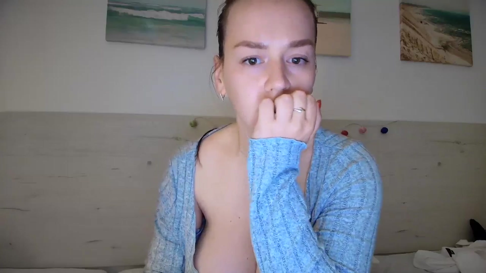 Gallery image thumbnail from Summer_Gold's myfreecams stream on, 05/14/2025, 23:38 image 20 of 20