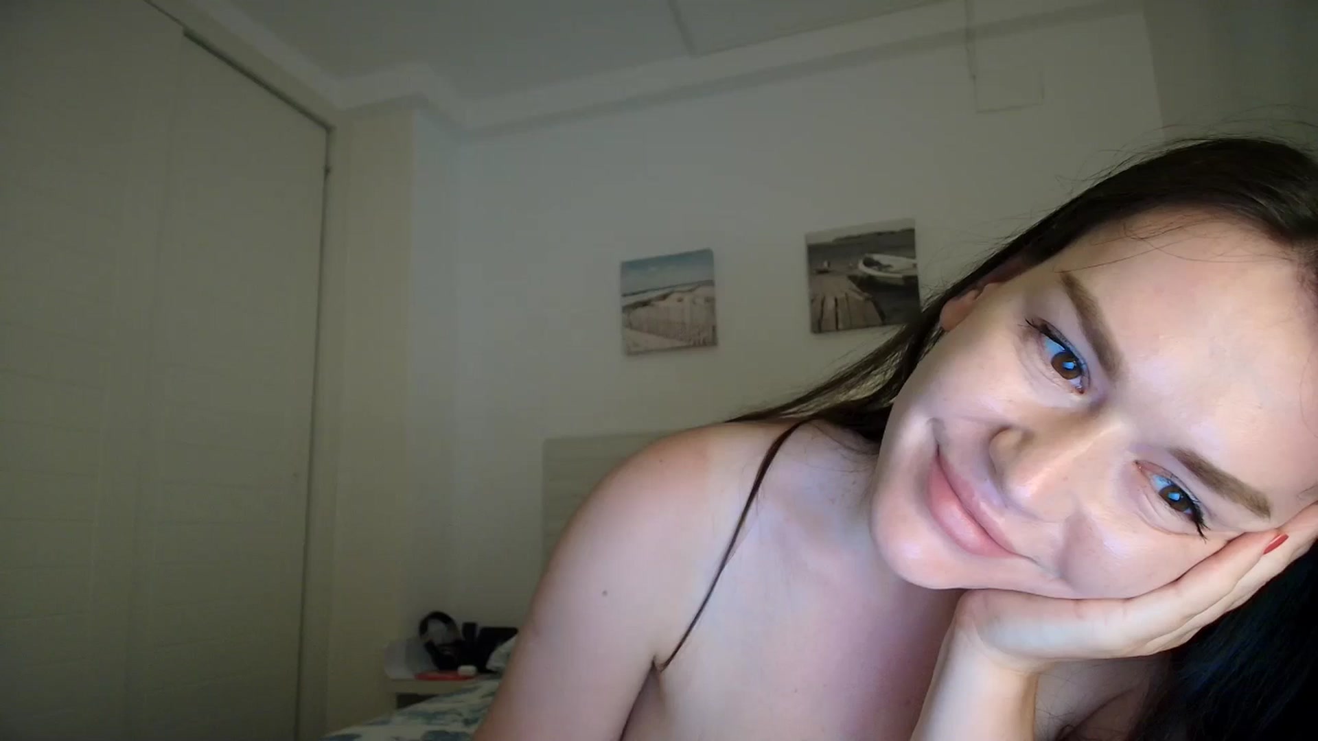 Gallery image thumbnail from Summer_Gold's myfreecams stream on, 07/28/2025, 24:06 image 5 of 20