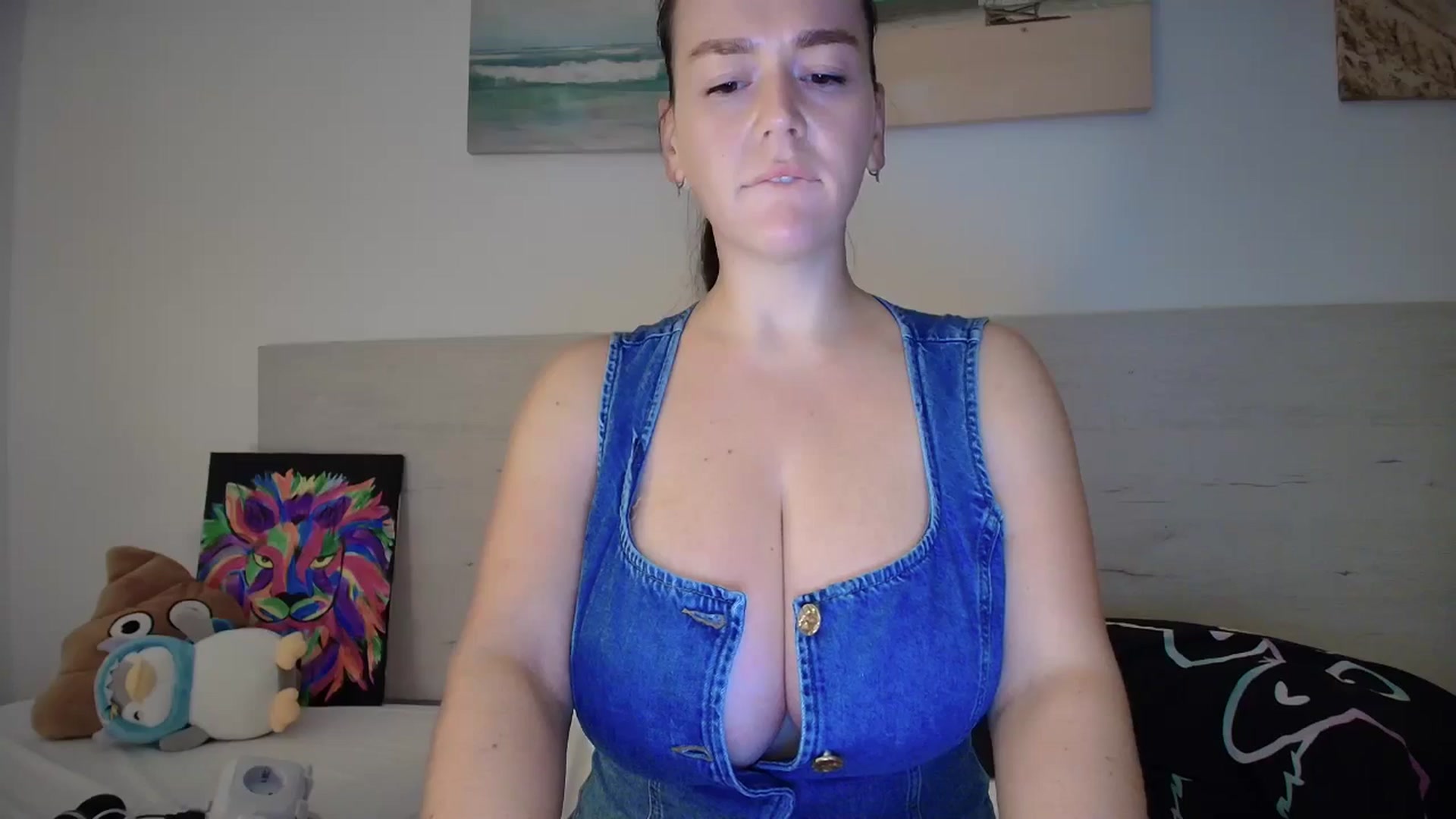 Gallery image thumbnail from Summer_Gold's myfreecams stream on, 11/20/2025, 22:59 image 5 of 20