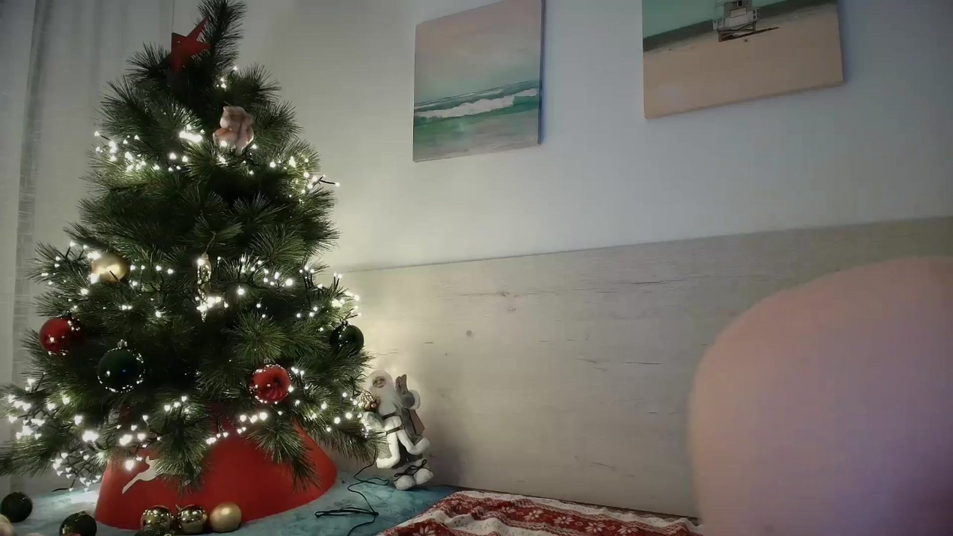 Gallery image thumbnail from Summer_Gold's myfreecams stream on, 12/13/2025, 20:25 image 9 of 20