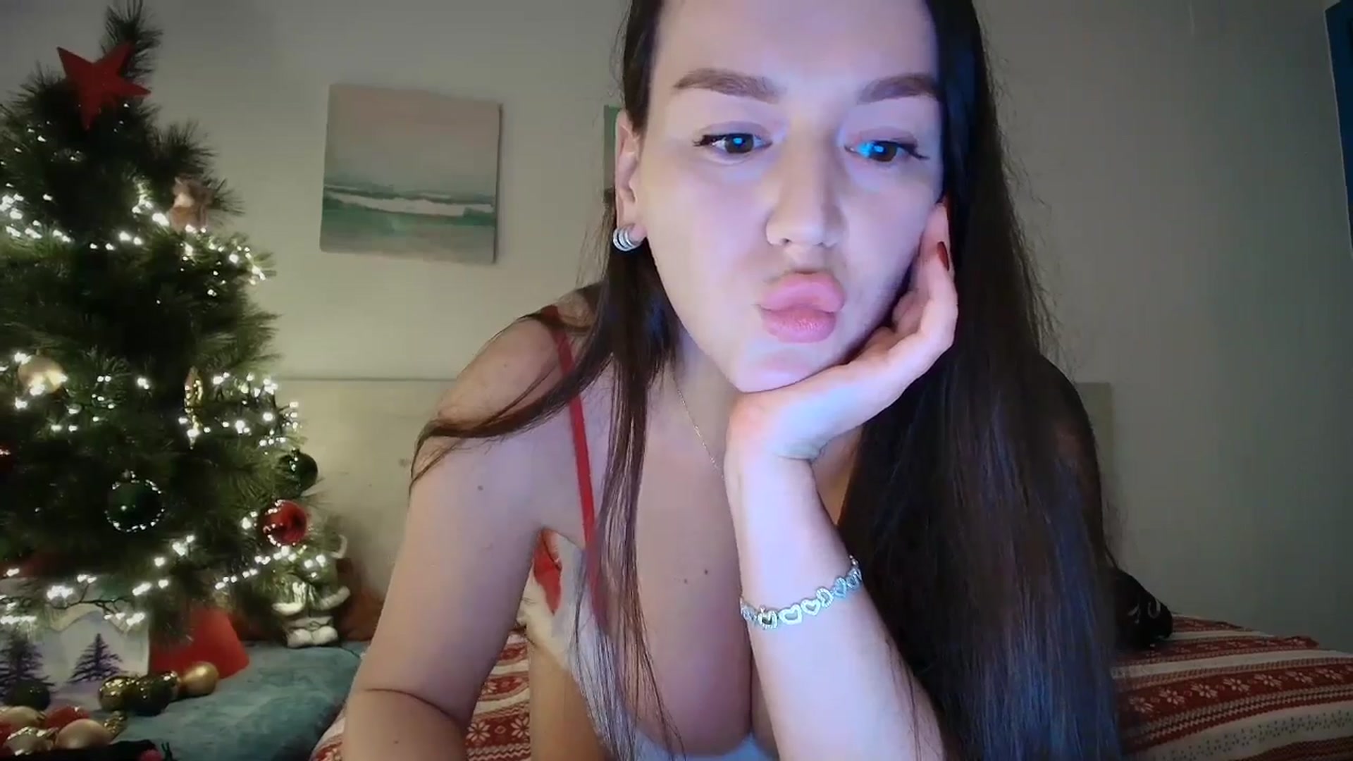Gallery image thumbnail from Summer_Gold's myfreecams stream on, 12/24/2025, 22:25 image 15 of 20