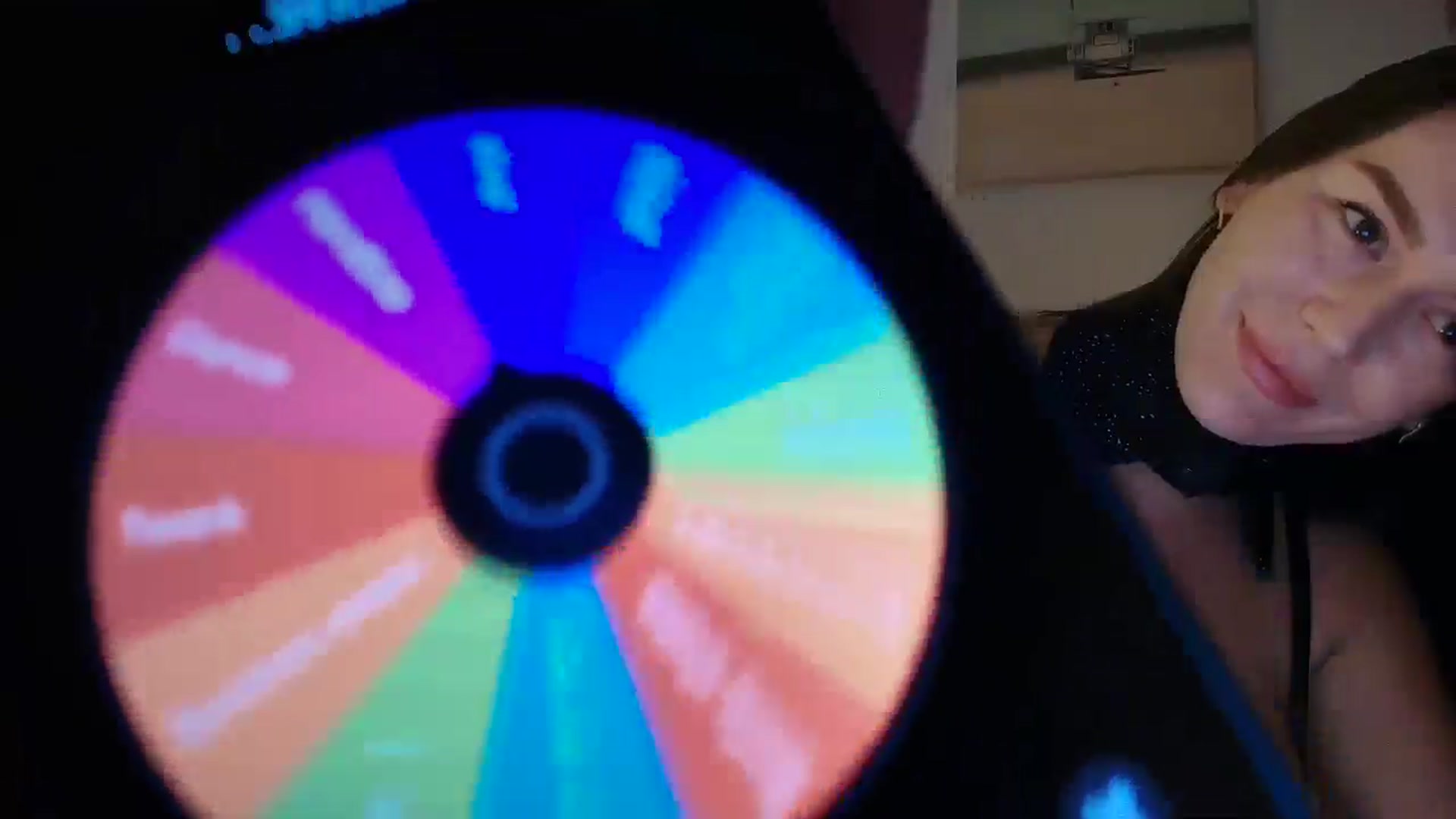Gallery image thumbnail from Summer_Gold's myfreecams stream on, 01/27/2026, 23:17 image 16 of 20