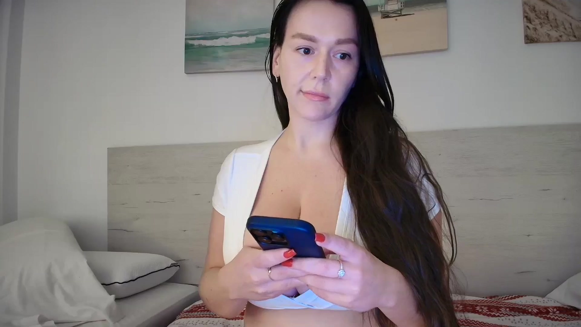 Gallery image thumbnail from Summer_Gold's myfreecams stream on, 03/05/2026, 24:05 image 12 of 20