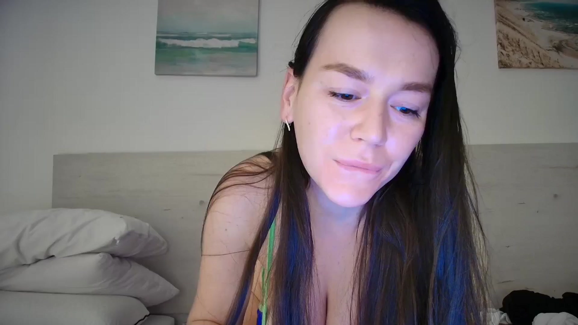 Gallery image thumbnail from Summer_Gold's myfreecams stream on, 04/26/2026, 09:49 image 20 of 20