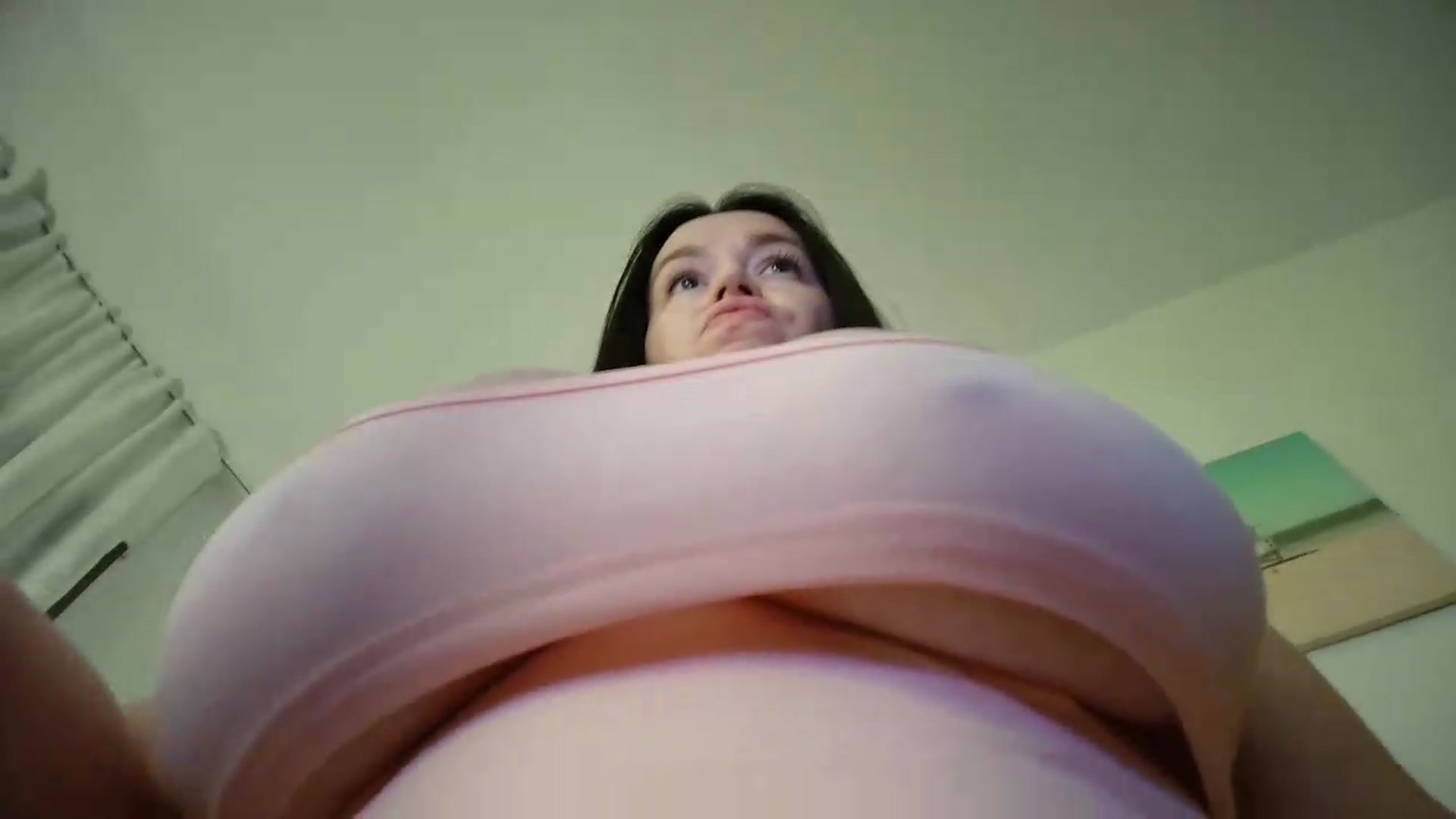 Gallery image thumbnail from Summer_Gold's myfreecams stream on, 08/18/2026, 22:56 image 16 of 20