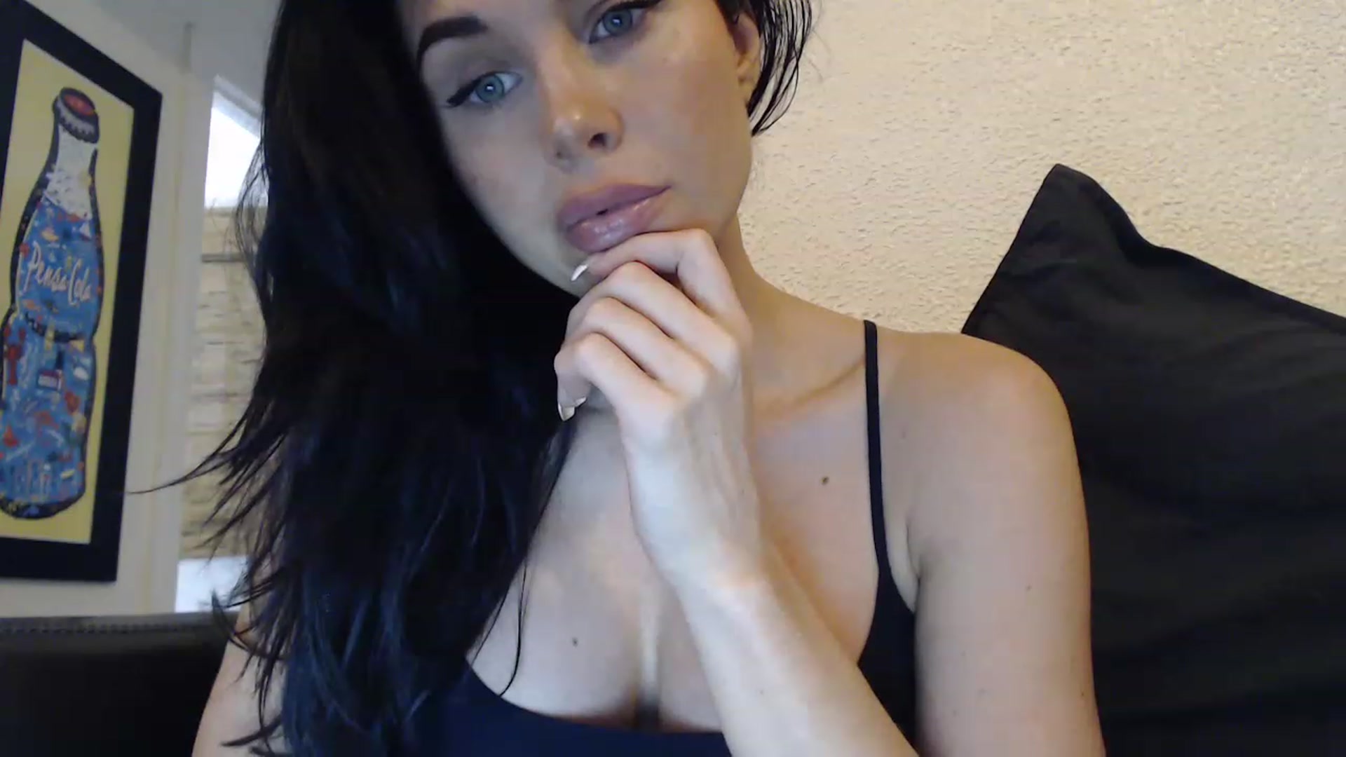 Gallery image thumbnail from Summerr_Rose's myfreecams stream on, 03/13/2023, 20:26 image 3 of 20
