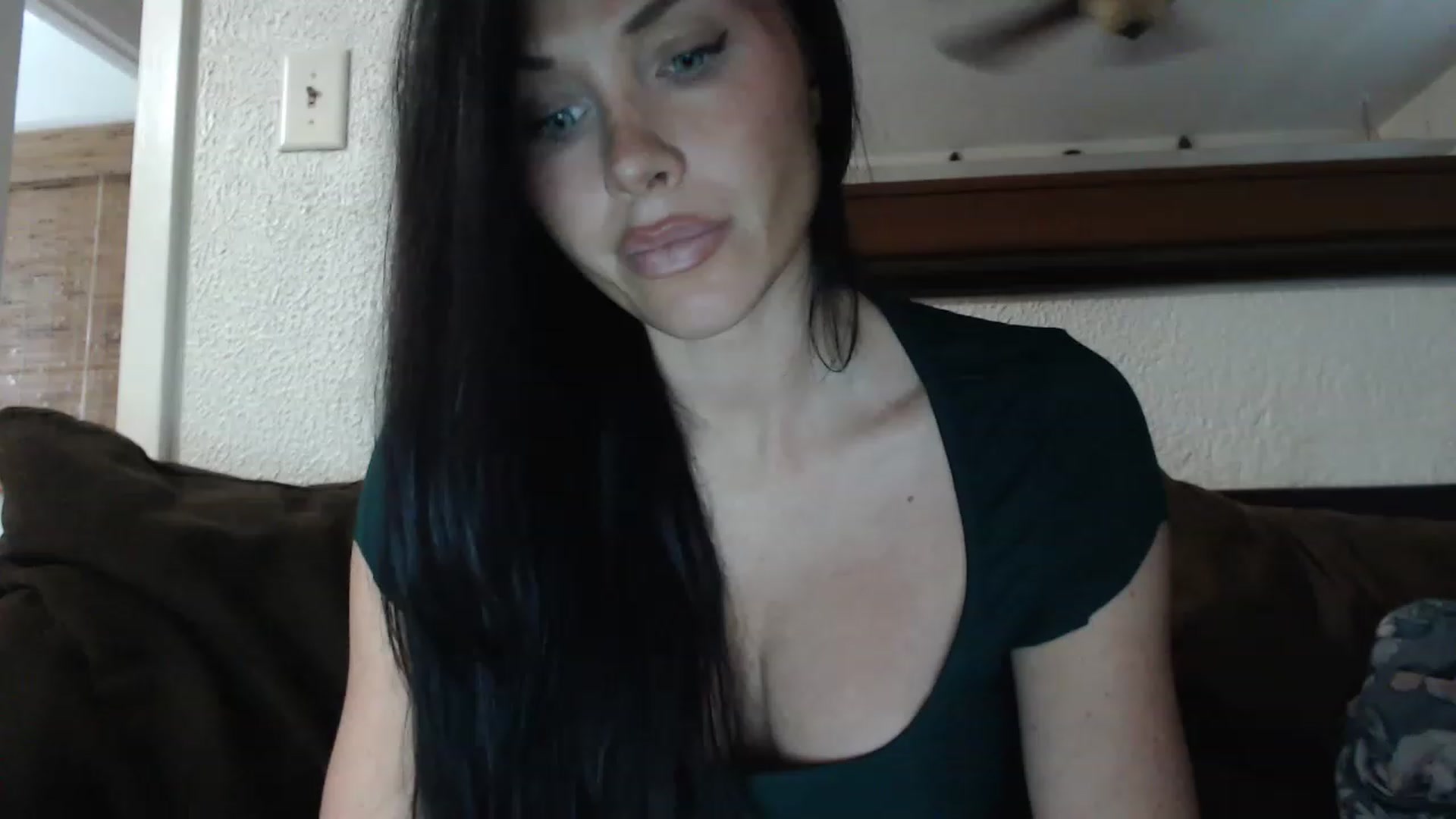Gallery image thumbnail from Summerr_Rose's myfreecams stream on, 08/24/2023, 20:54 image 4 of 20