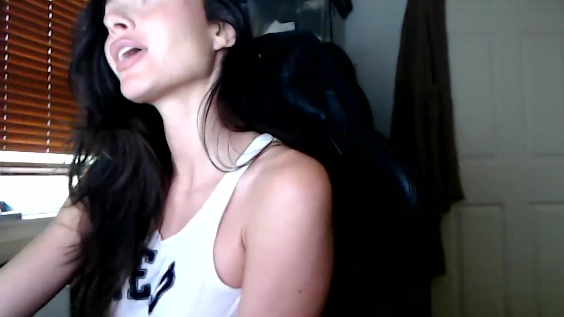 Gallery image thumbnail from Summerr_Rose's myfreecams stream on, 10/12/2023, 19:58 image 4 of 20